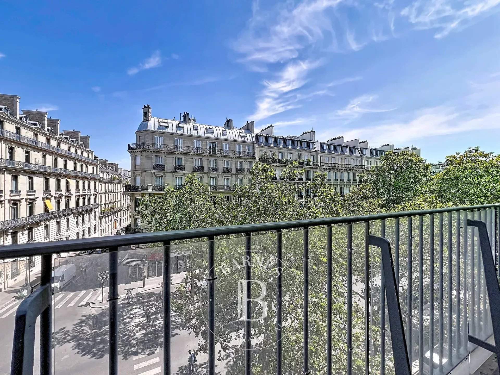 Paris  - Appartement 3 Pi&egrave;ces 2 Chambres - picture 9