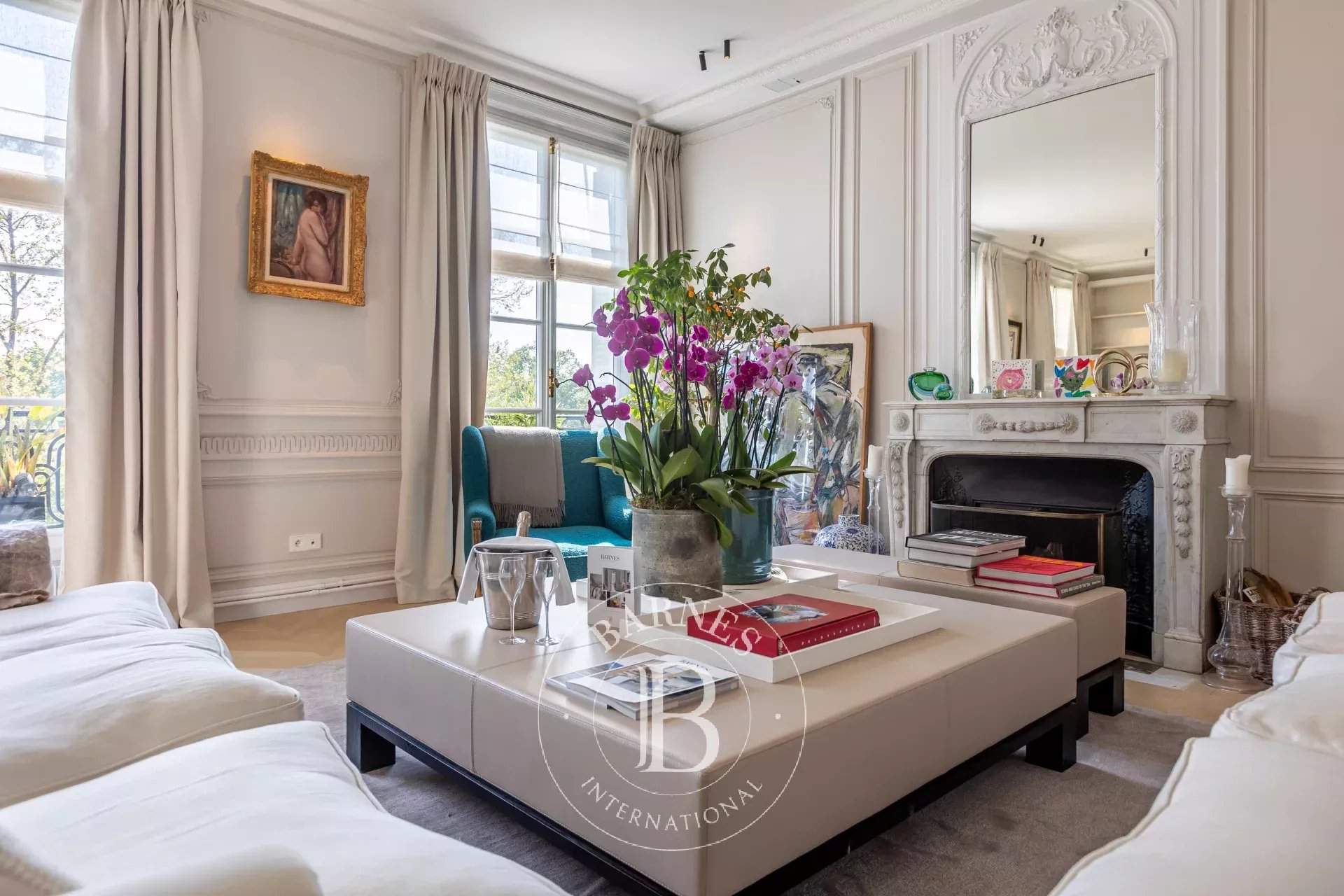 Paris  - Appartement  2 Chambres - picture 2