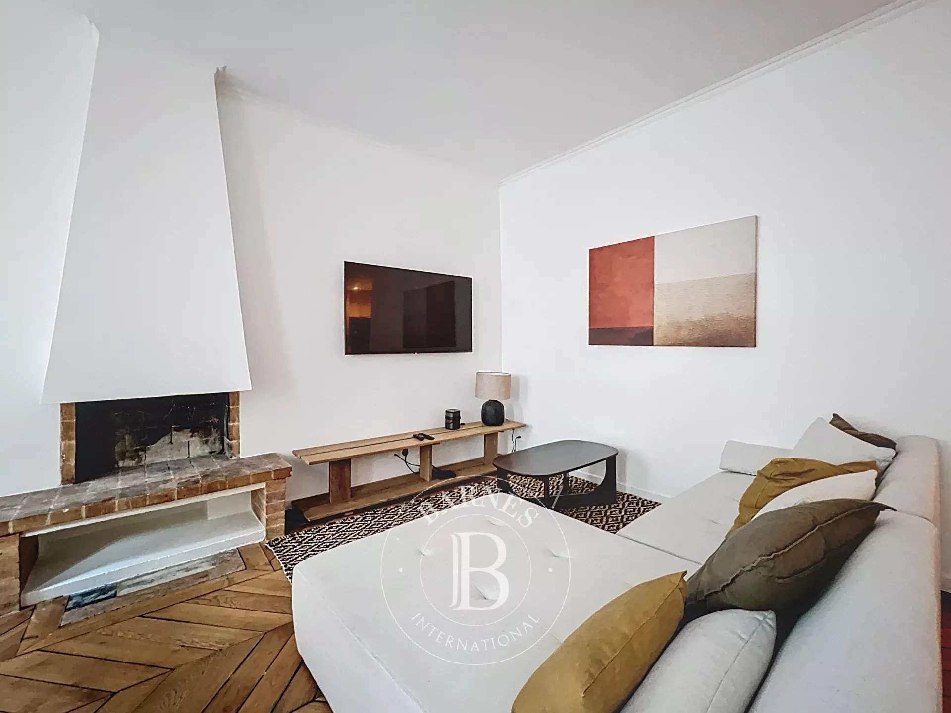 PARIS VII - FLAT - 2 BEDROOMS - 3 PEOPLE picture 3