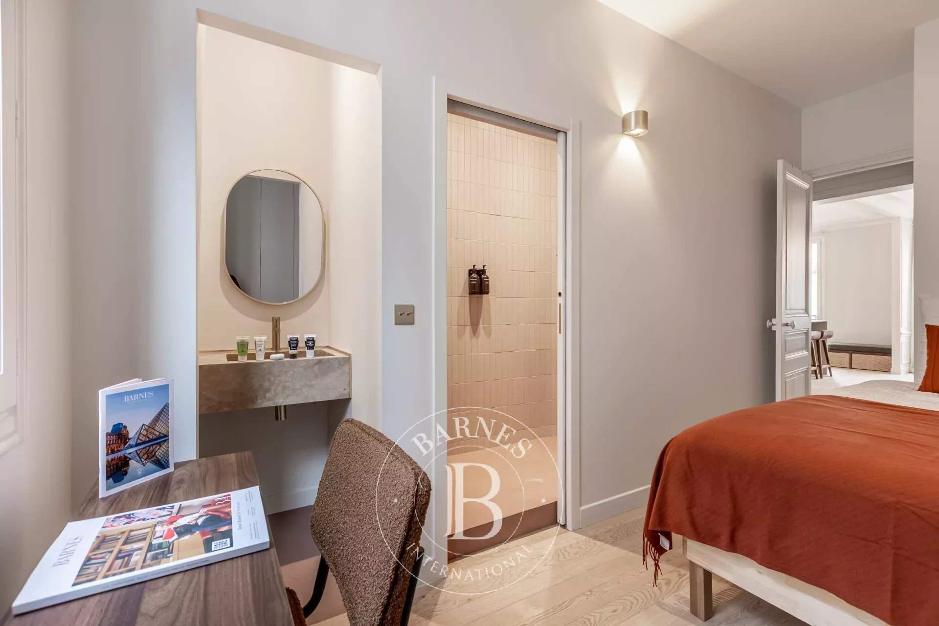 Paris  - Appartement  2 Chambres - picture 16