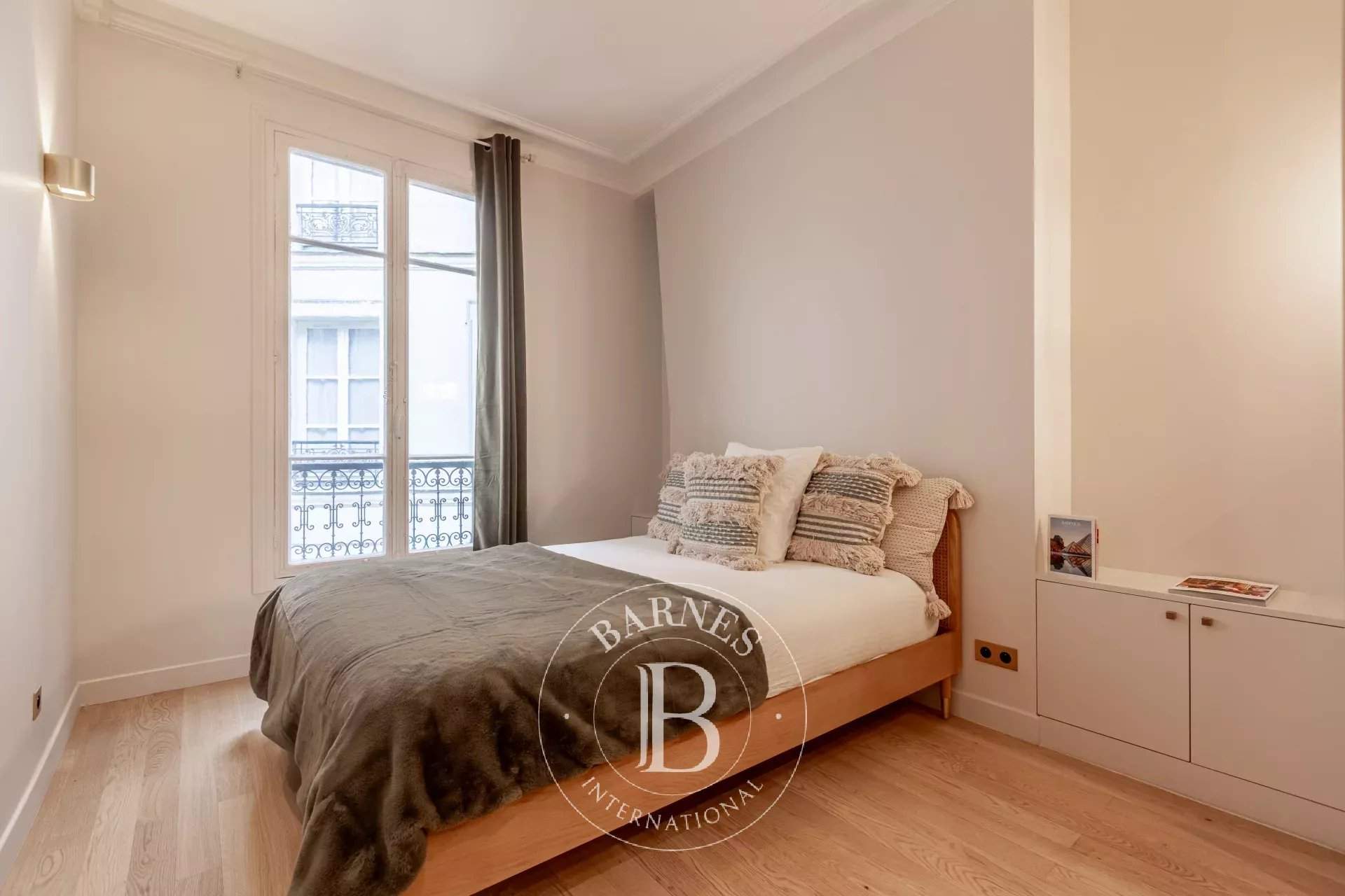 Paris  - Appartement  2 Chambres - picture 10