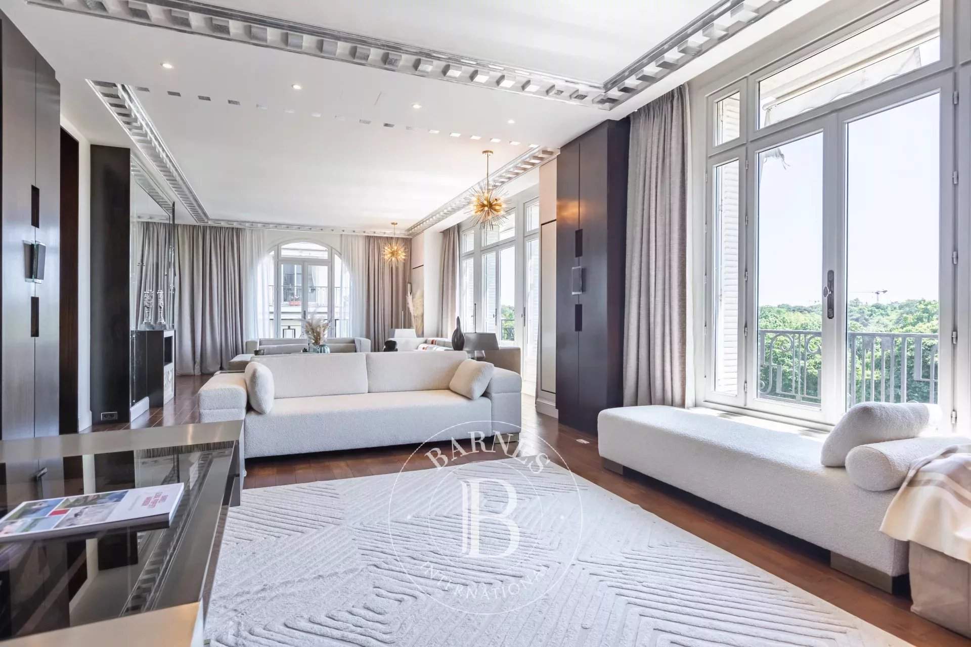 Neuilly-sur-Seine  - Apartment 4 Bedrooms - picture 3