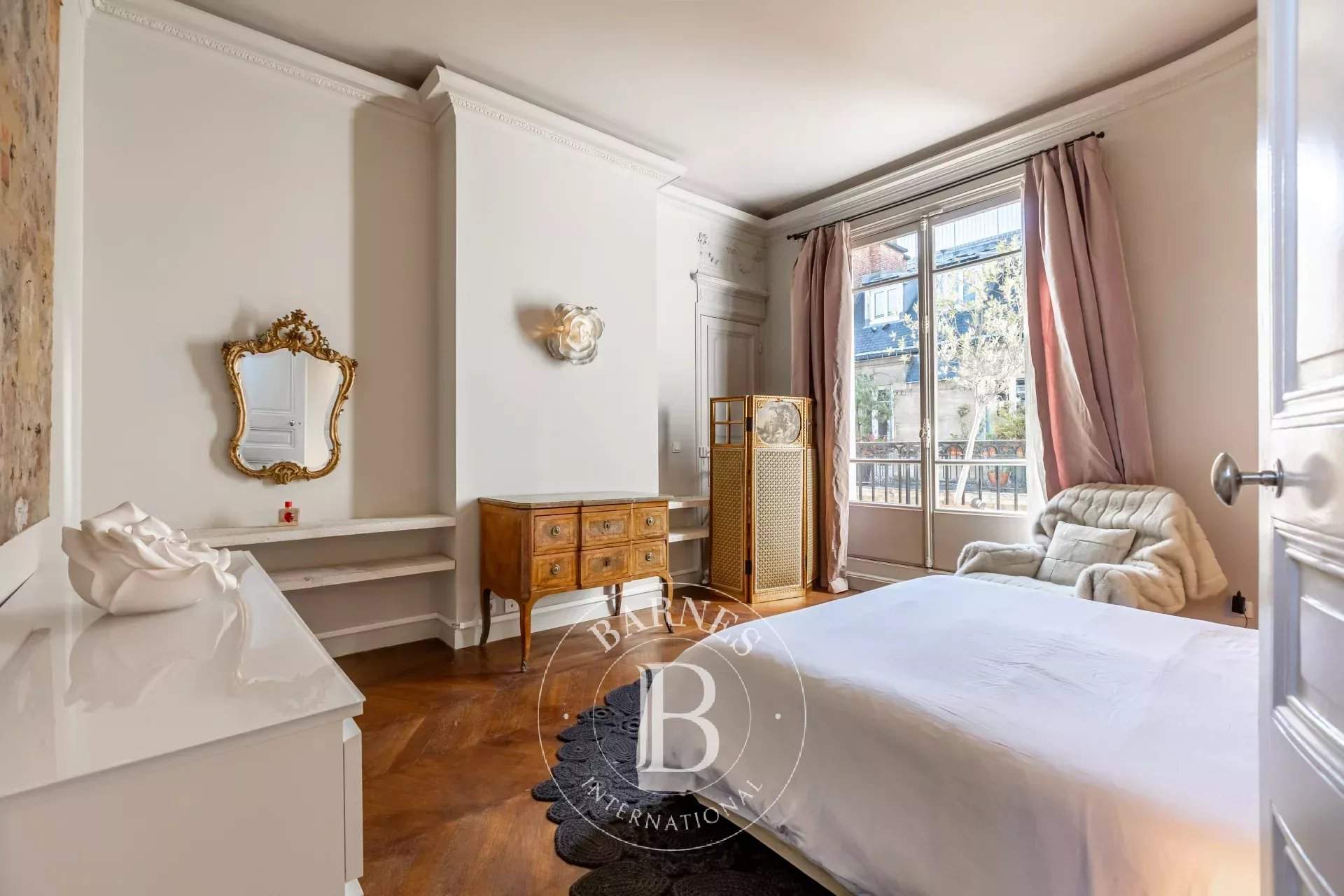 Paris  - Appartement  4 Chambres - picture 12