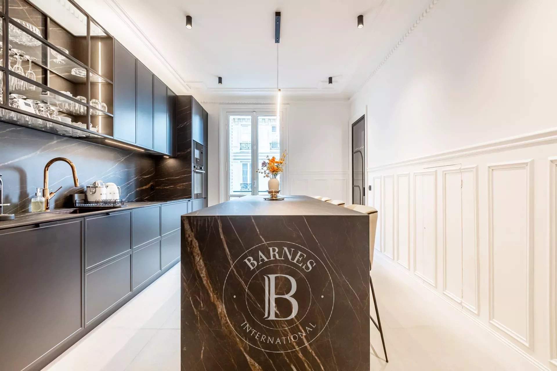 Paris  - Appartement  2 Chambres - picture 8