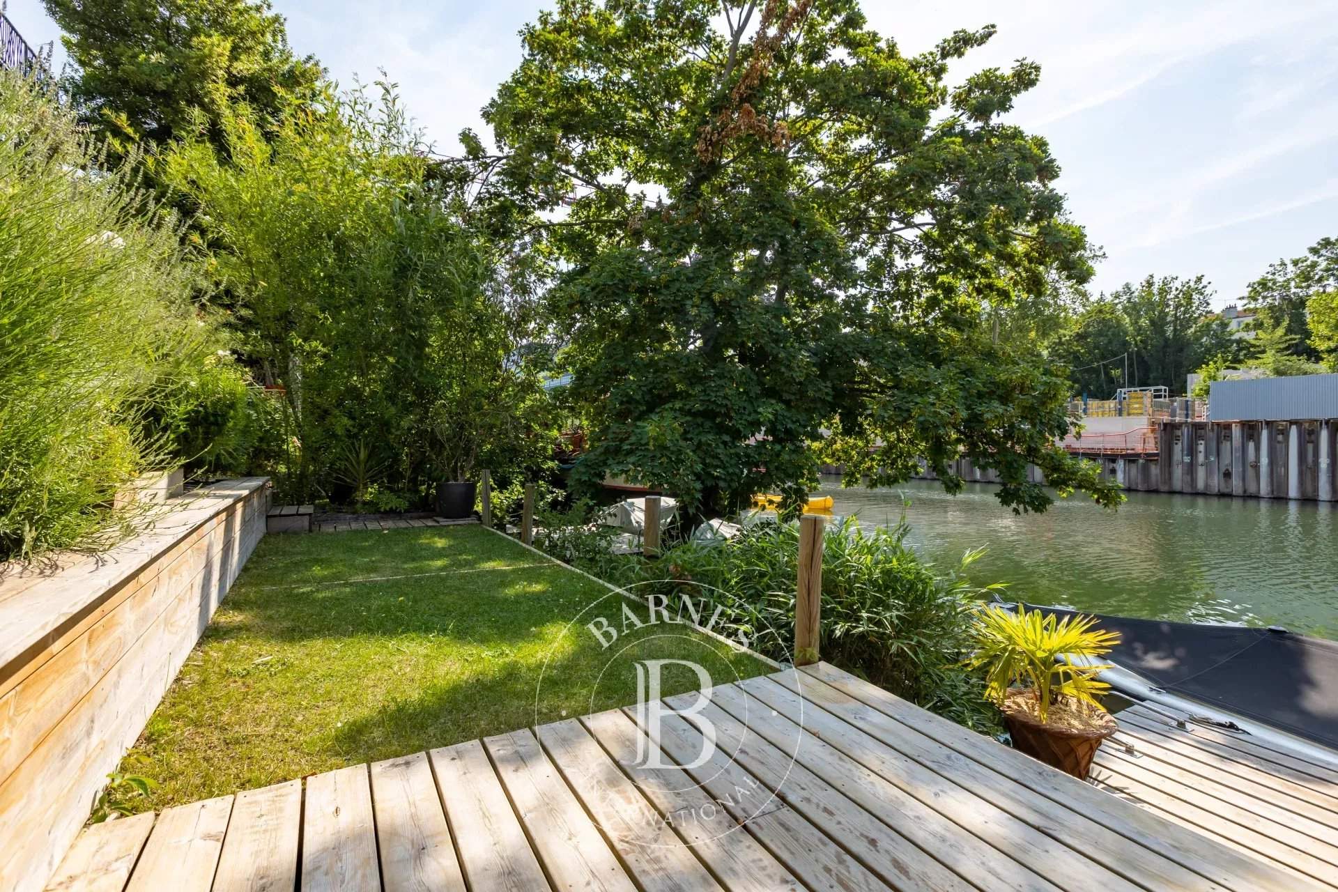 Issy-les-Moulineaux  - Duplex  2 Chambres - picture 19