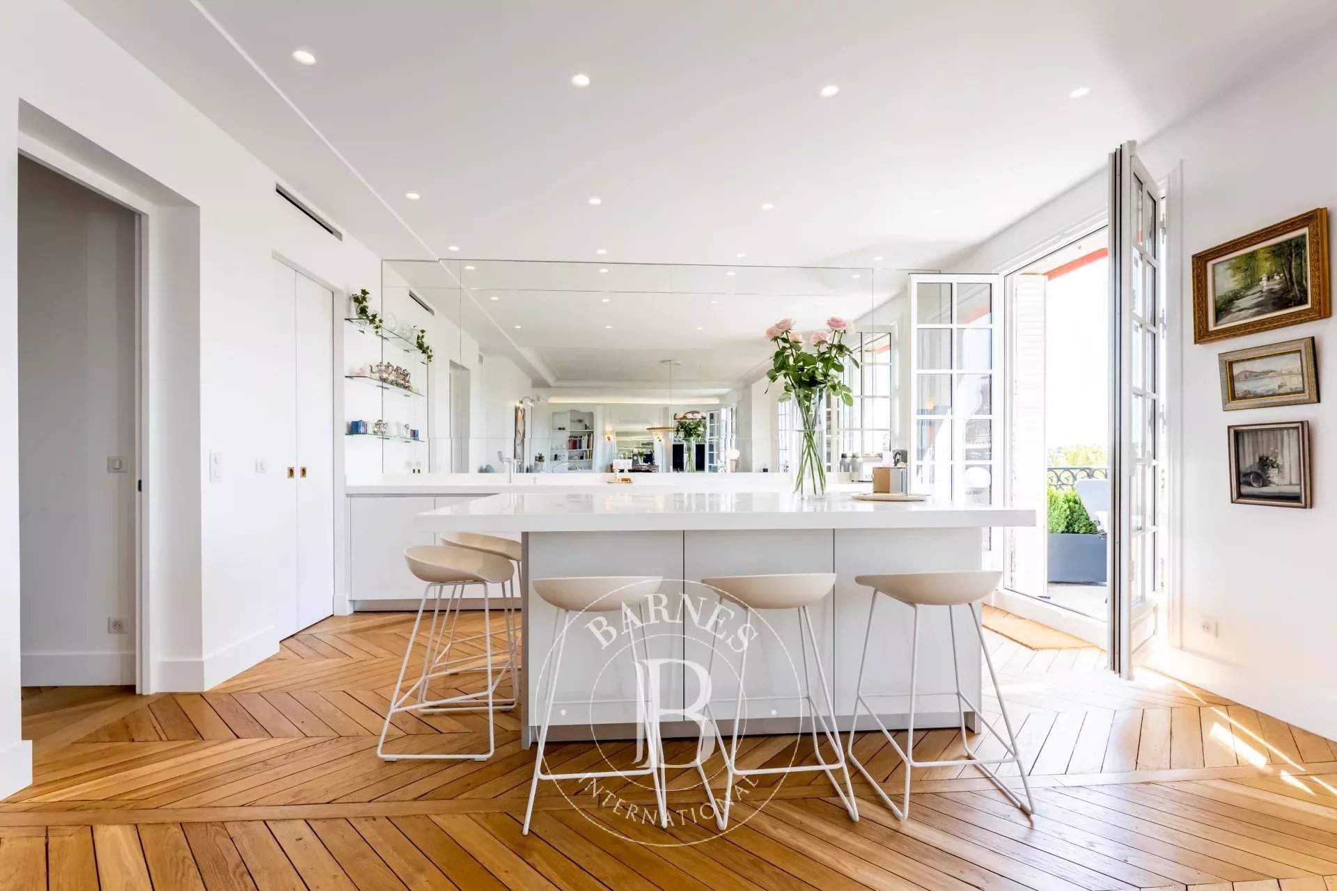 Paris  - Appartement  4 Chambres - picture 10