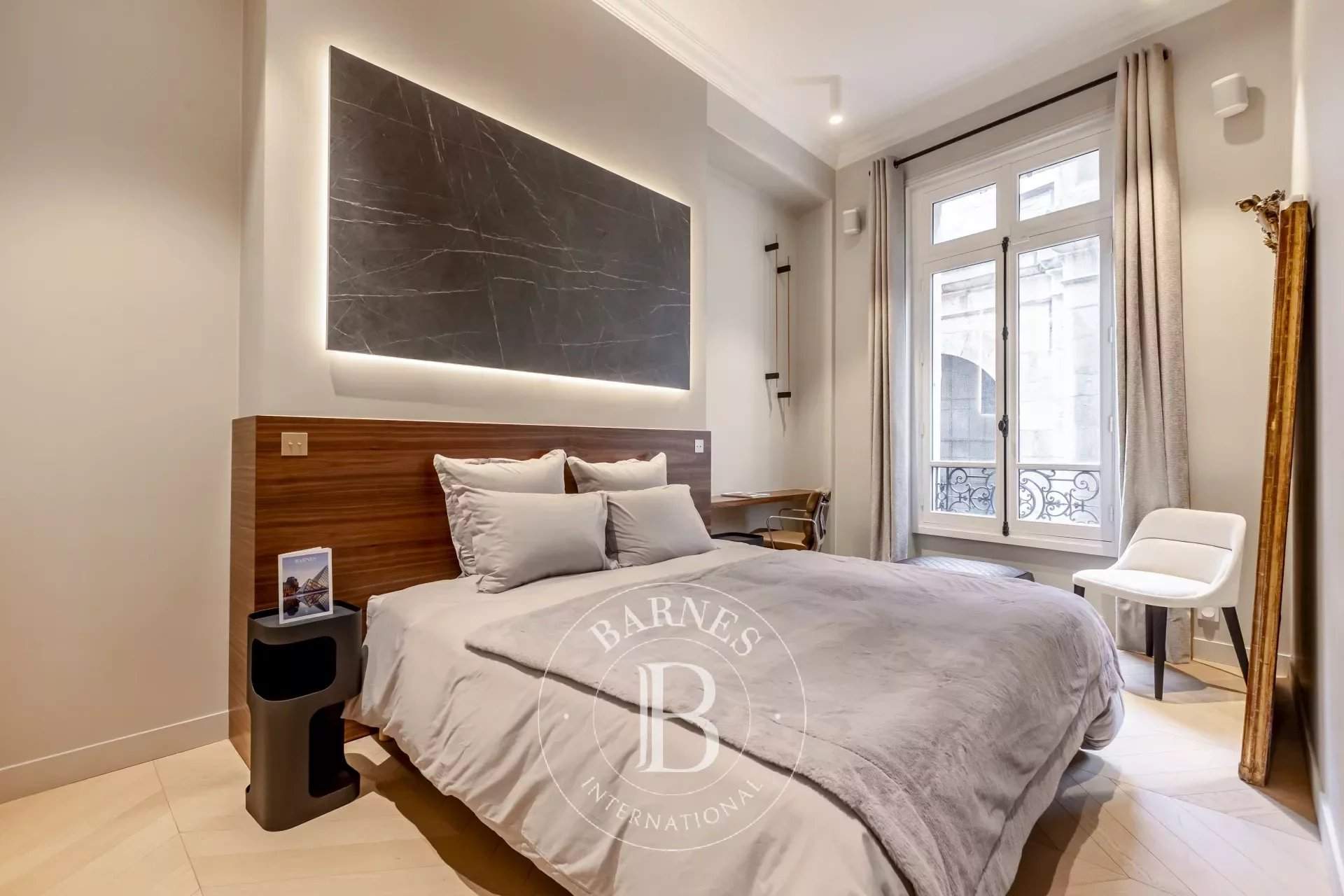 Paris  - Apartment 2 Bedrooms - picture 16