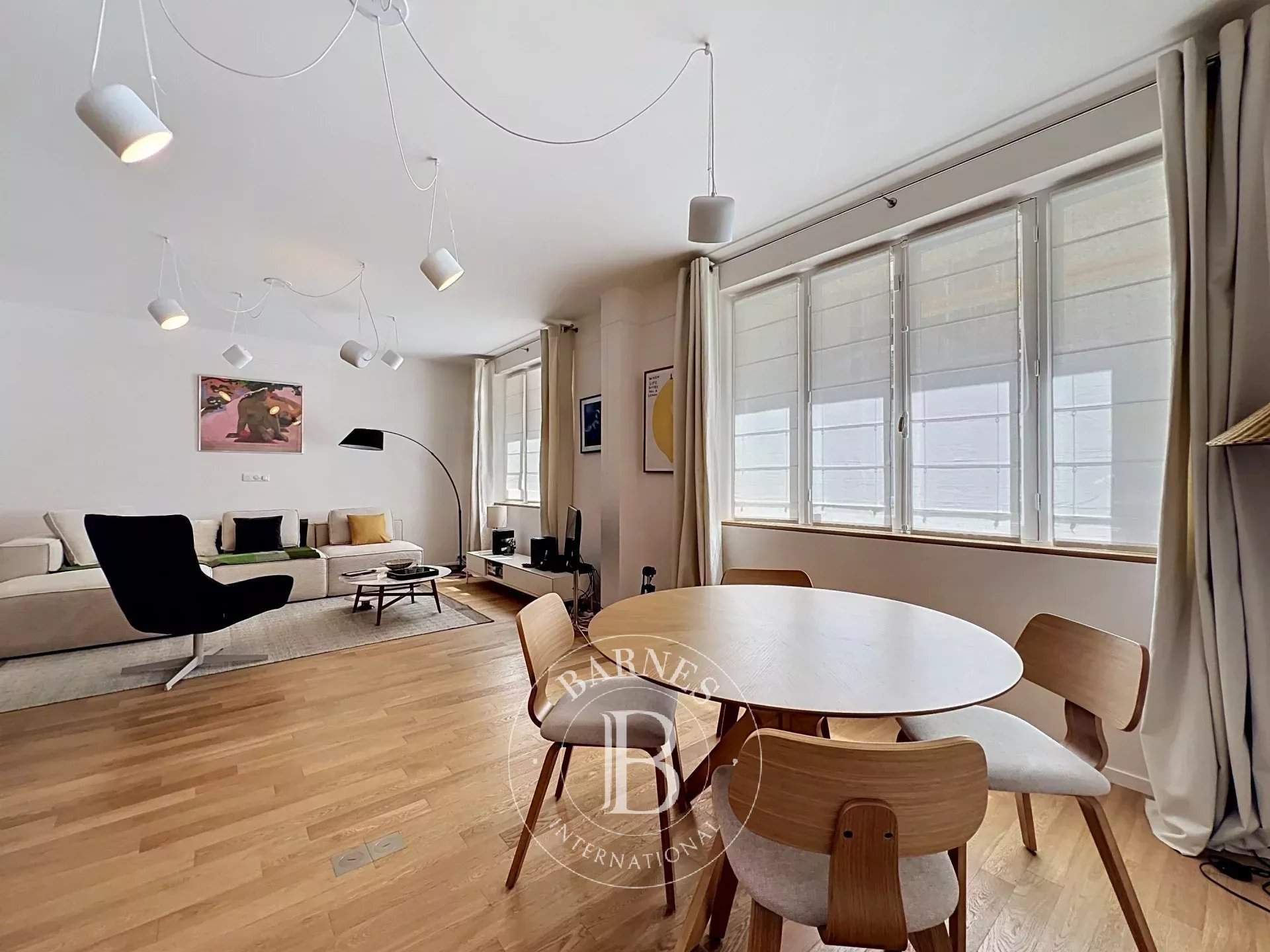 Paris  - Appartement 2 Pi&egrave;ces, 1 Chambre - picture 2