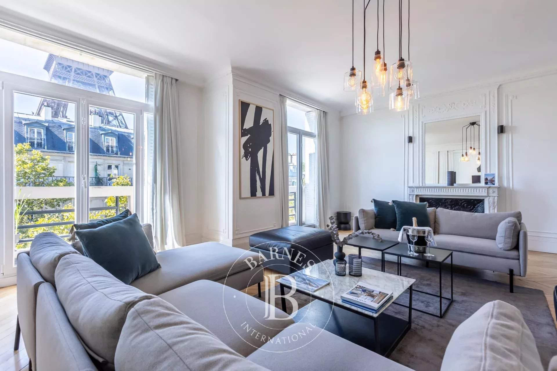 Paris  - Appartement  4 Chambres - picture 1