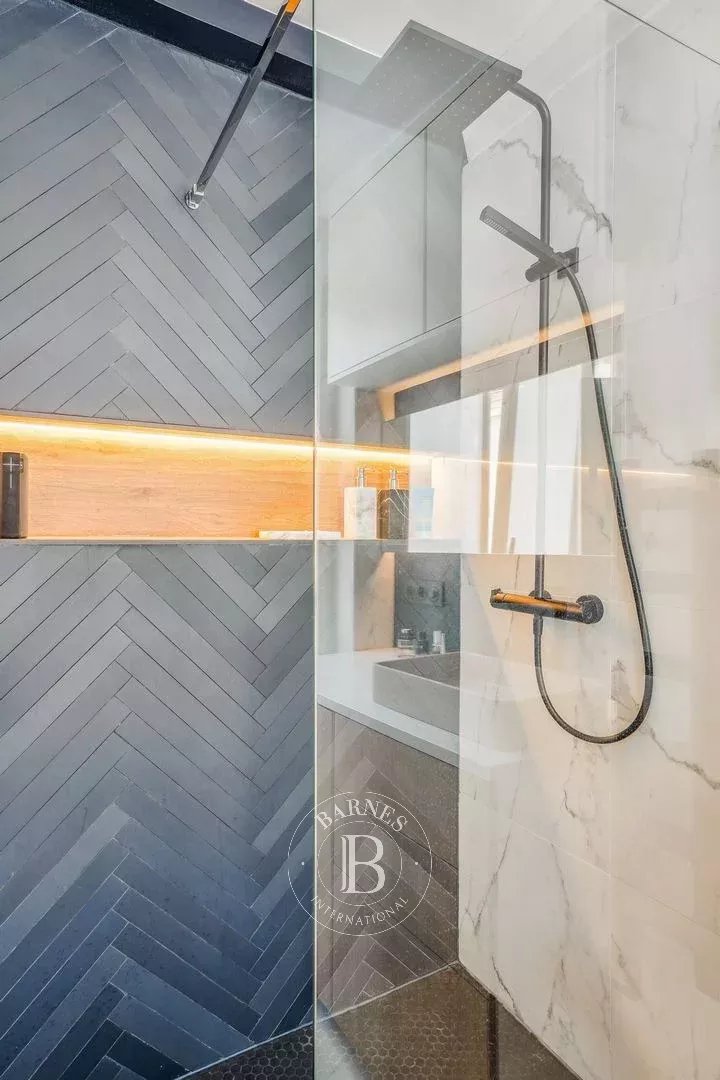 Paris 4th arrondissement - Dual-aspect apartment - 1 bedroom picture 10