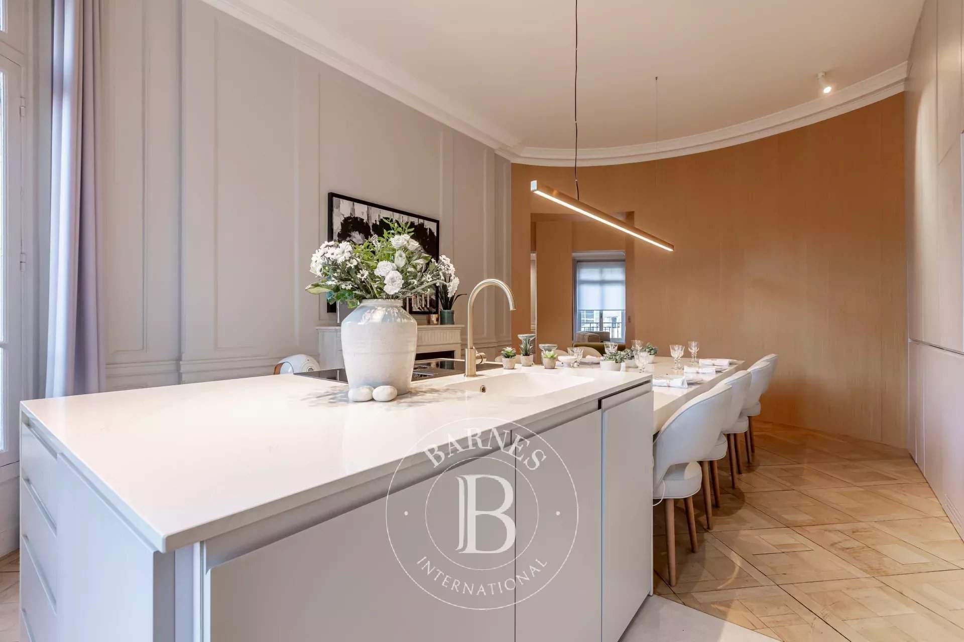 Paris  - Appartement  5 Chambres - picture 10