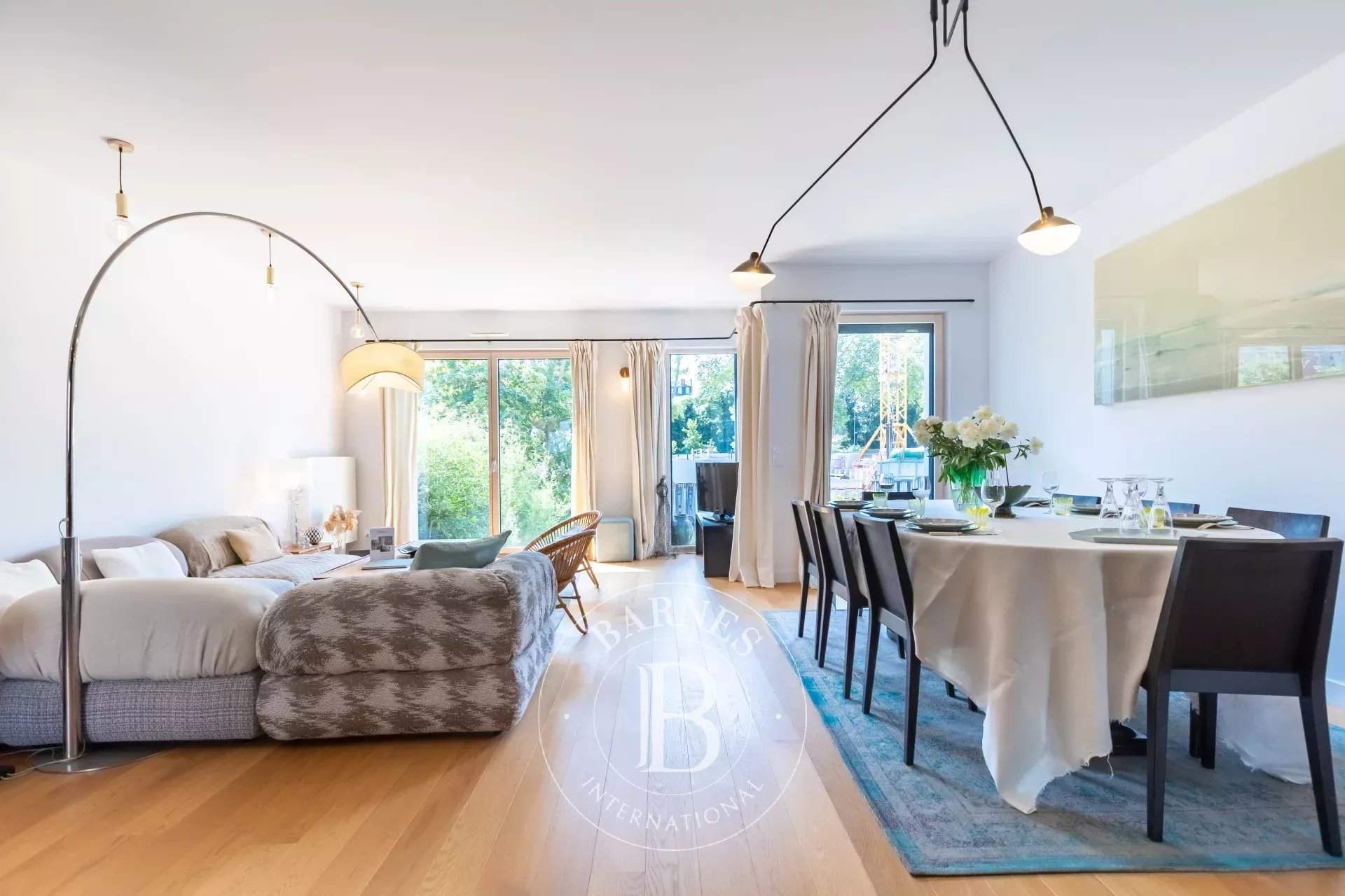 Issy-les-Moulineaux  - Duplex  2 Chambres - picture 4