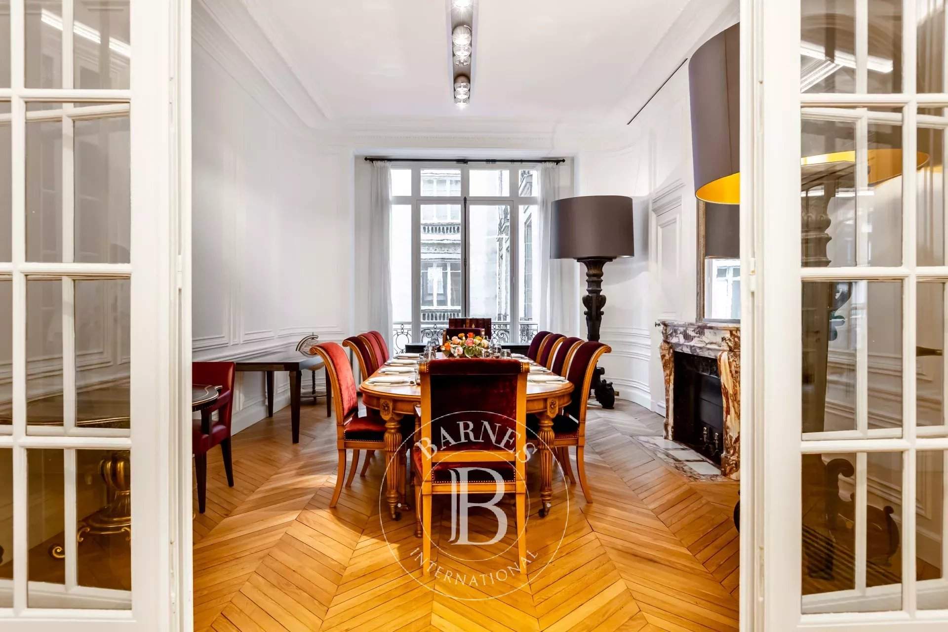 PARIS 16 - APARTMENT - 4/5 BEDROOMS picture 9