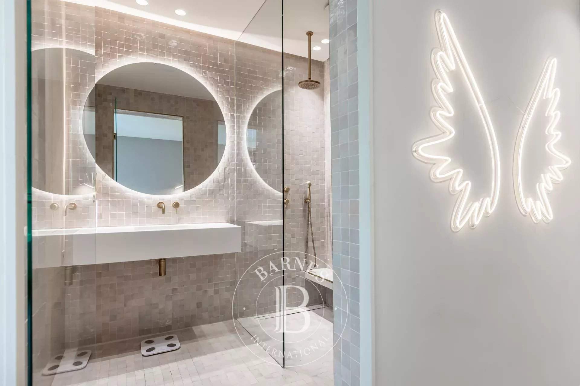 Paris  - Triplex  6 Chambres - picture 15