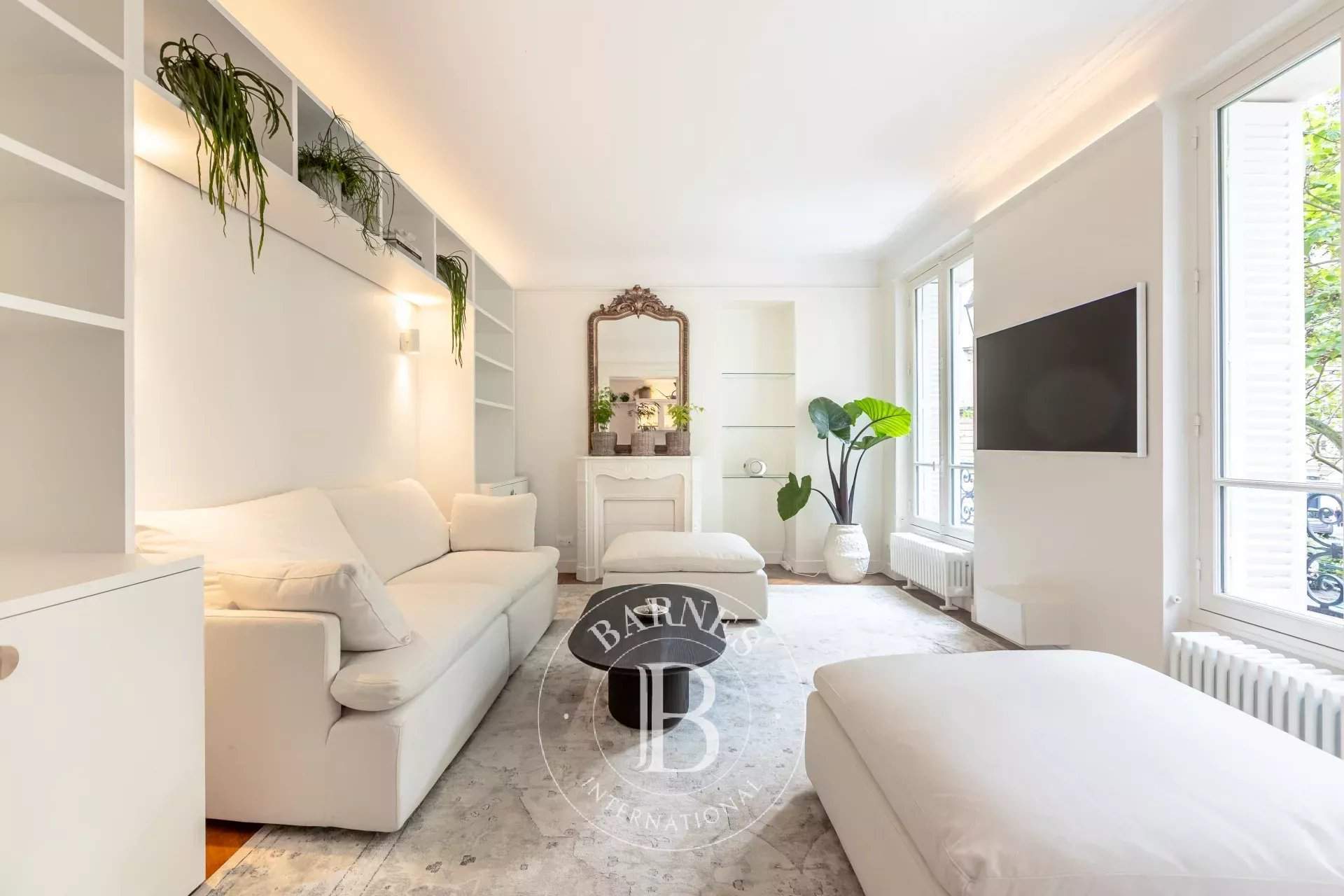 Paris  - Appartement 3 Pi&egrave;ces, 1 Chambre - picture 1