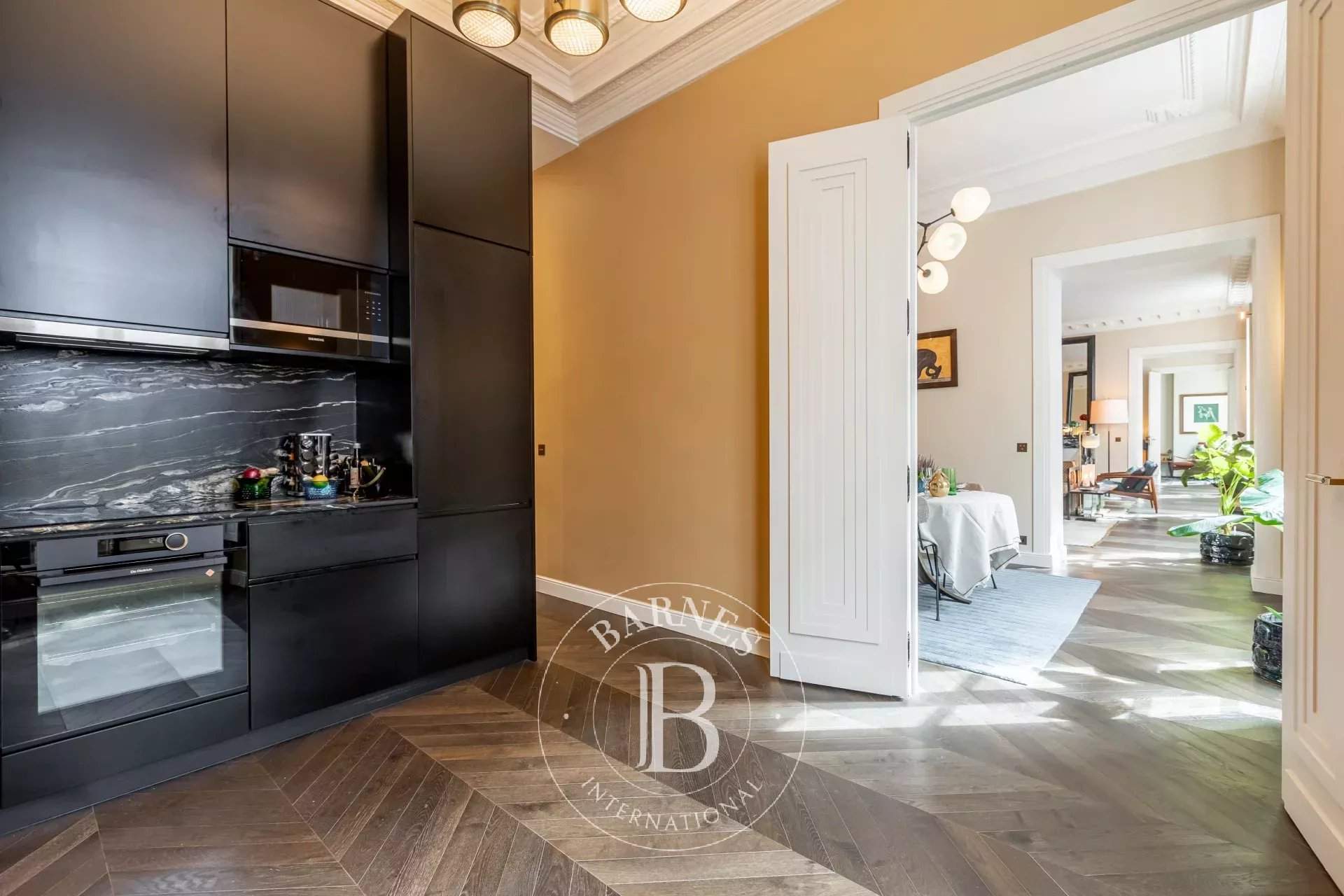 Paris  - Apartment 3 Bedrooms - picture 13