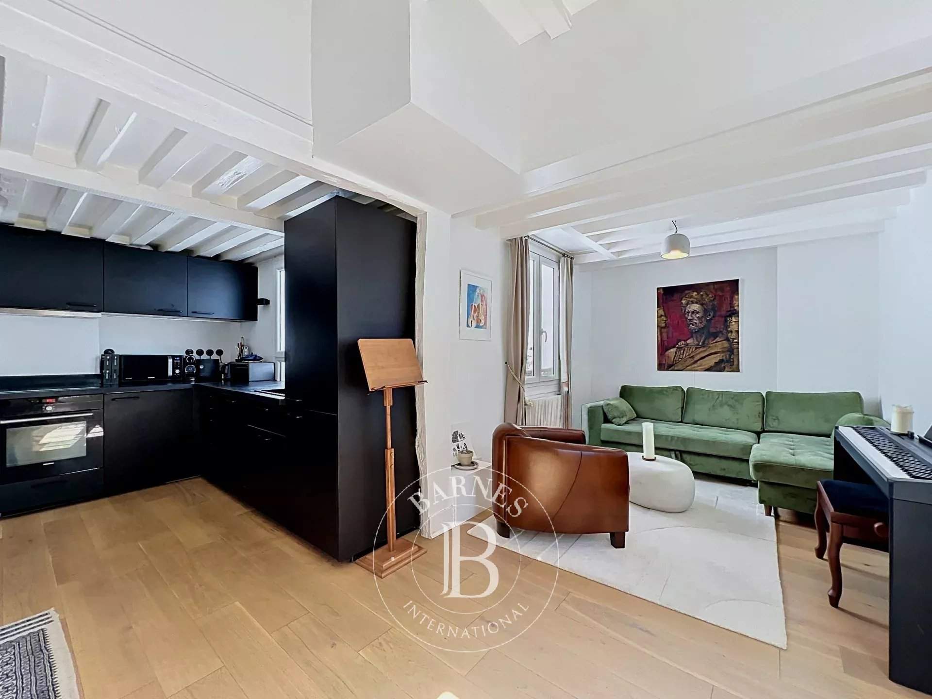 Paris  - Appartement 2 Pi&egrave;ces, 1 Chambre - picture 2