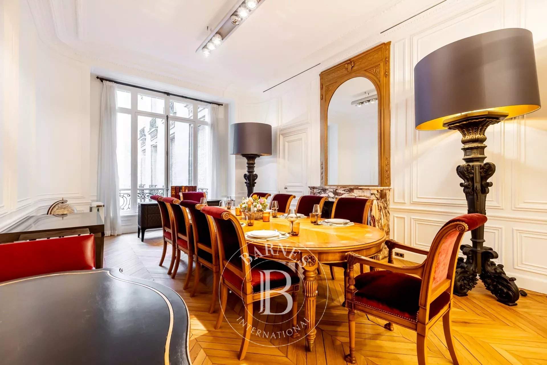 PARIS 16 - APARTMENT - 4/5 BEDROOMS picture 10