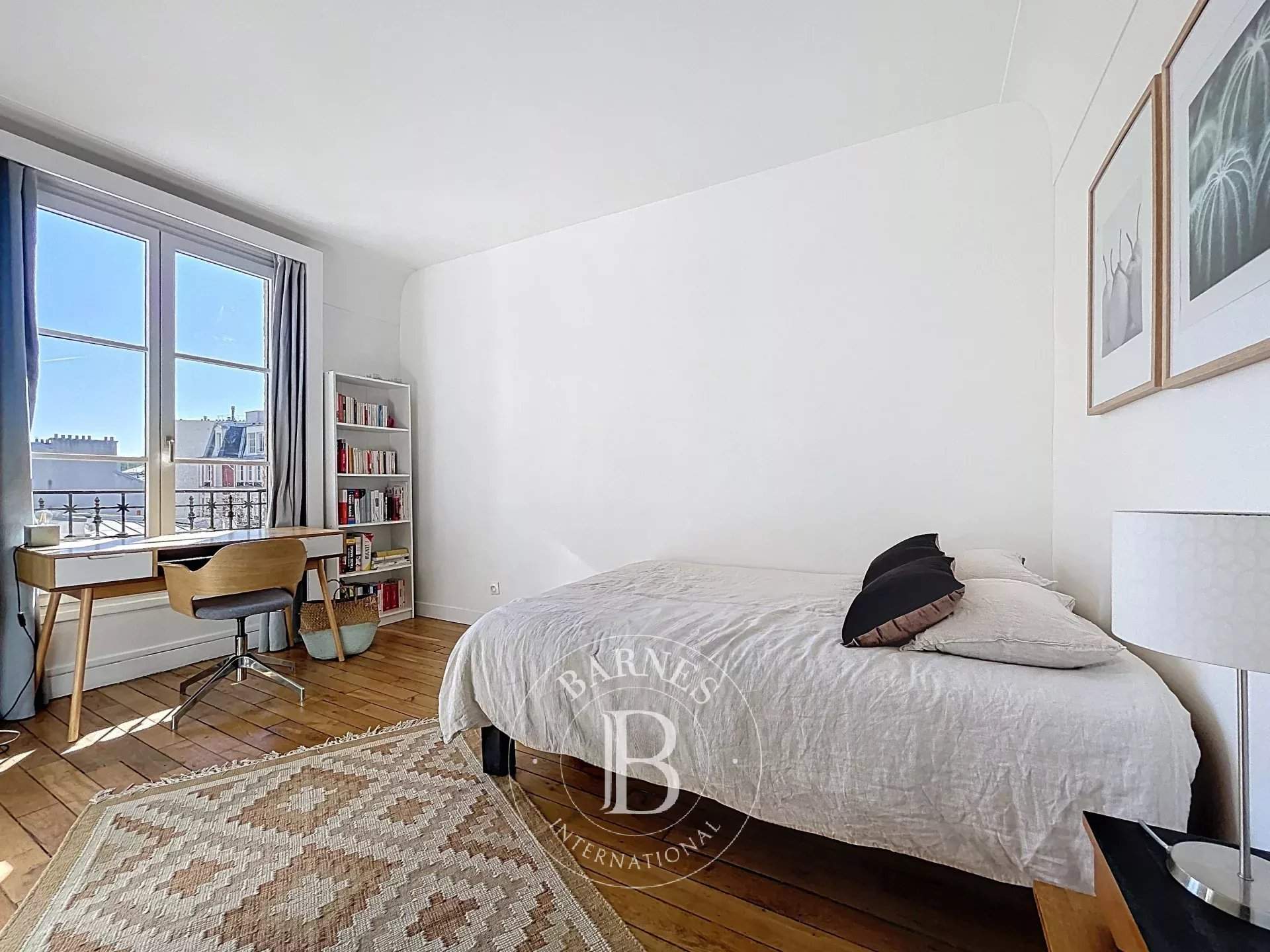 The short-term rental service at BARNES presents this property : picture 7