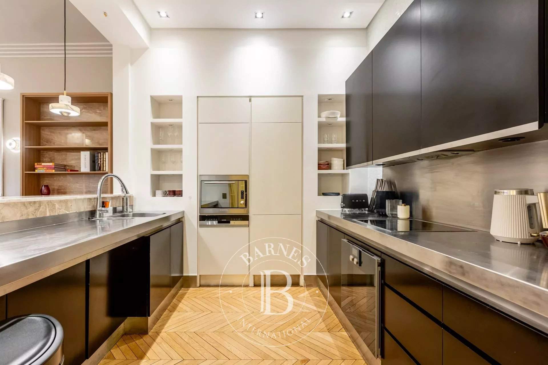 The short-term rental service at BARNES presents this property : picture 7