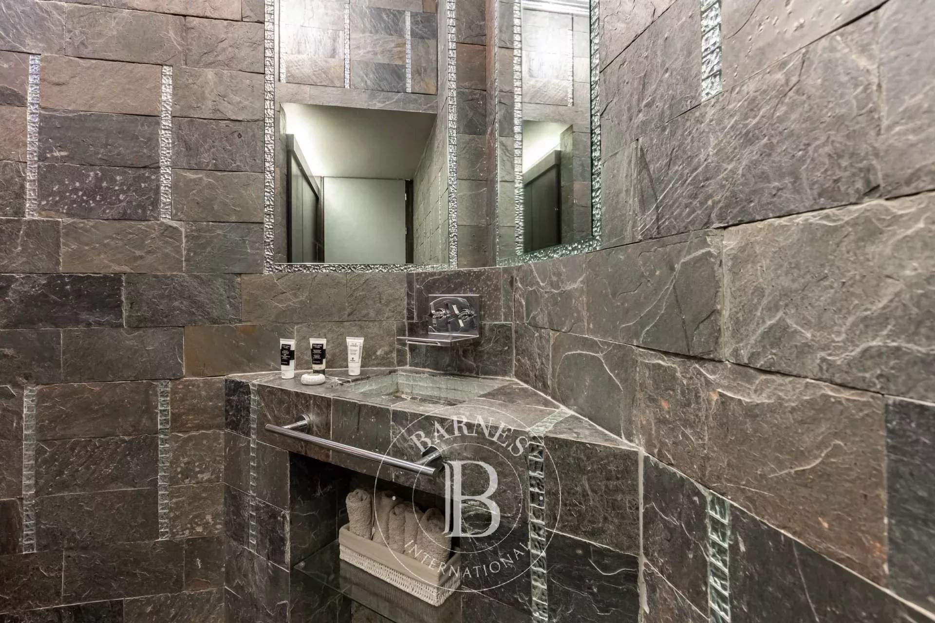 Neuilly-sur-Seine  - Apartment 4 Bedrooms - picture 11