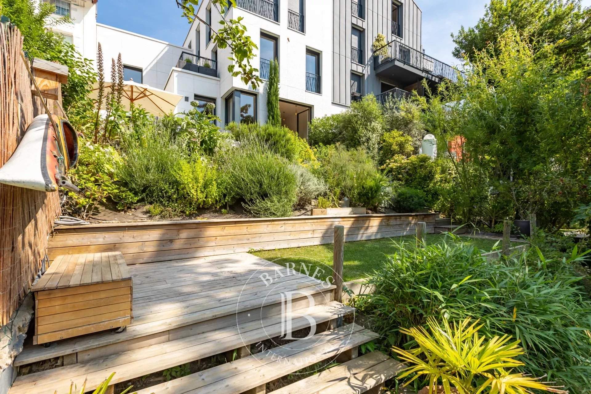 Issy-les-Moulineaux  - Duplex  2 Chambres - picture 18