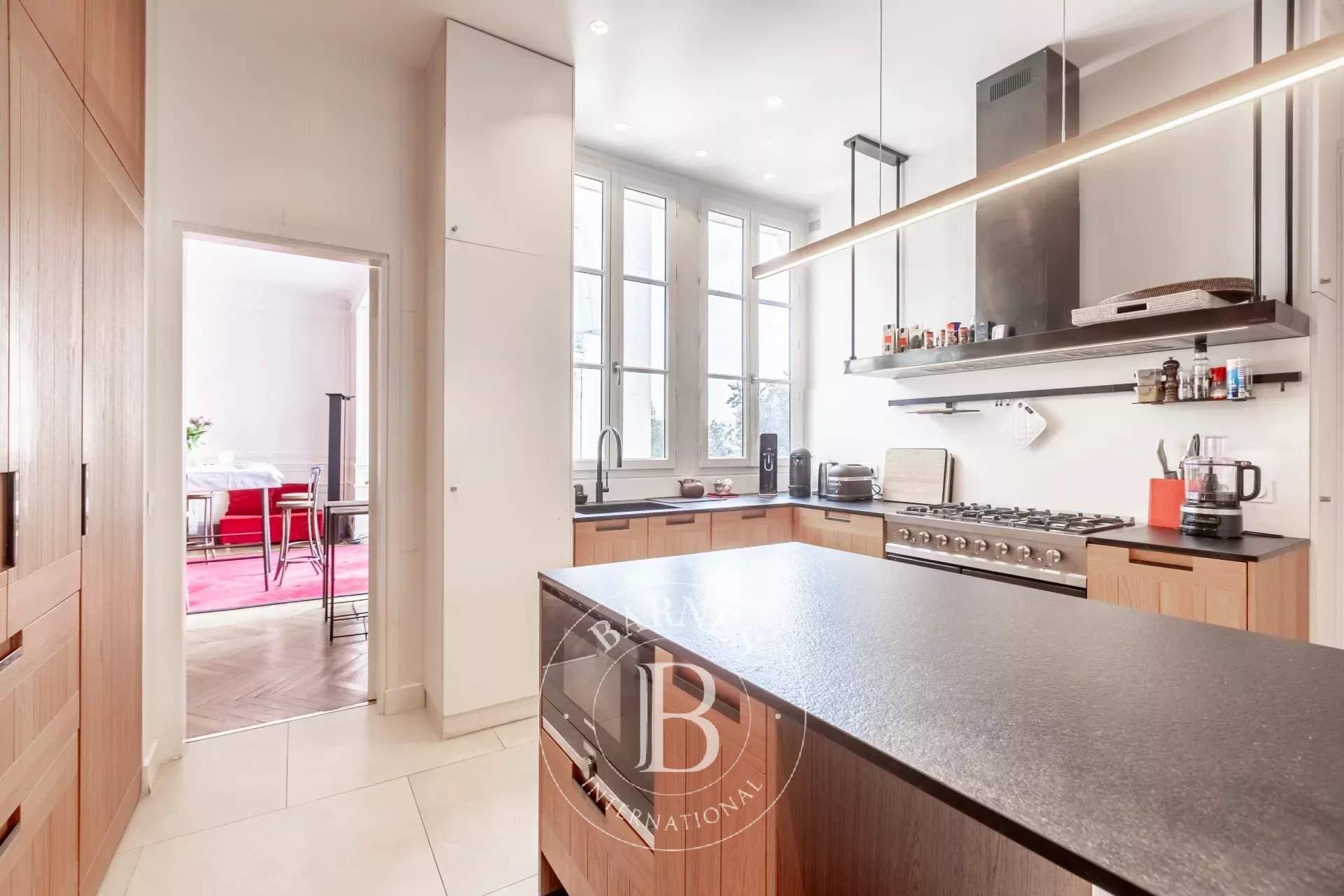 Paris  - Appartement  4 Chambres - picture 6