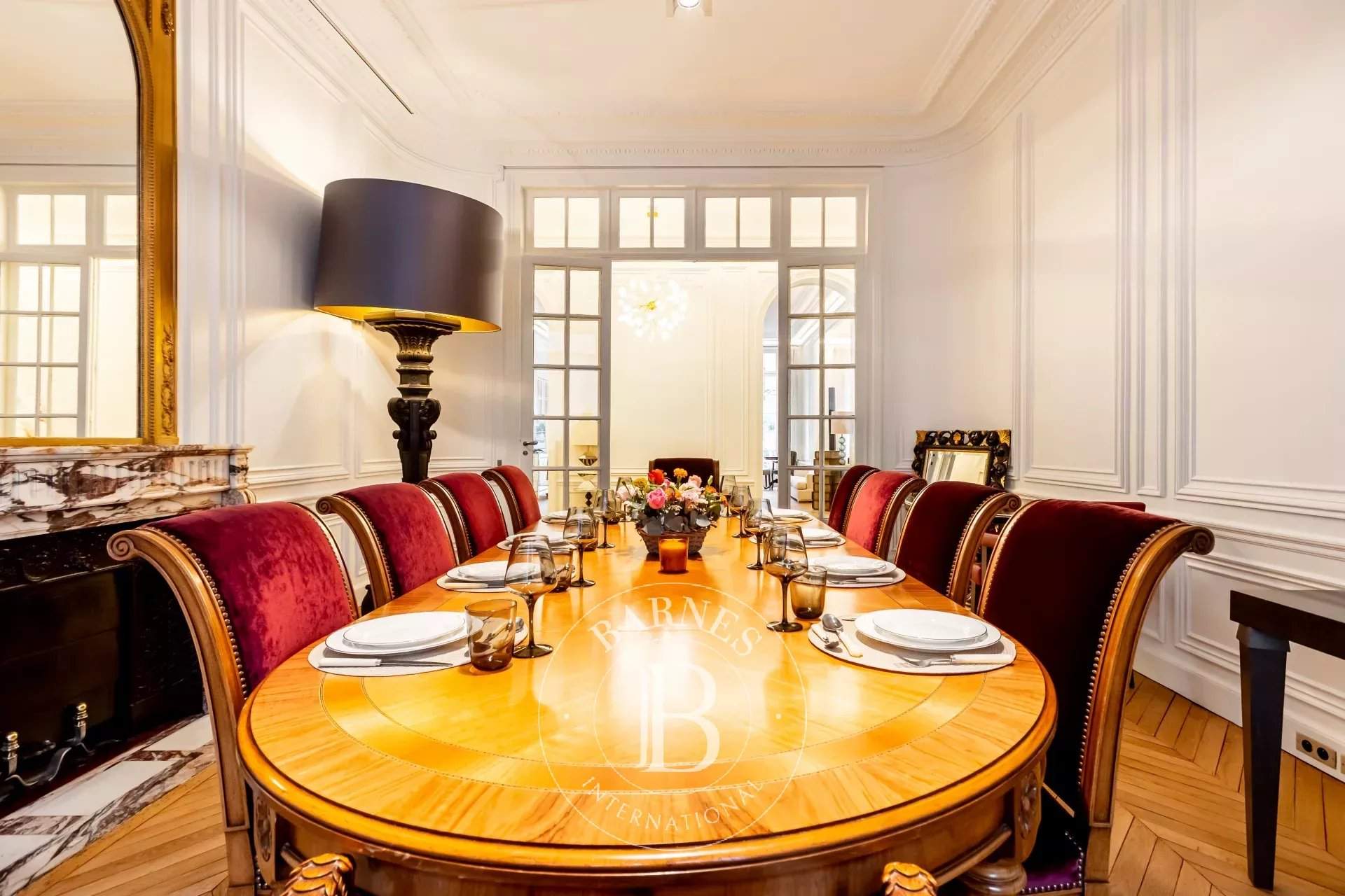 PARIS 16 - APARTMENT - 4/5 BEDROOMS picture 12