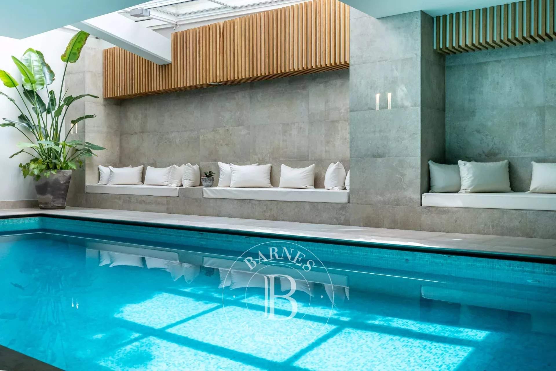 Paris  - Triplex  6 Chambres - picture 18