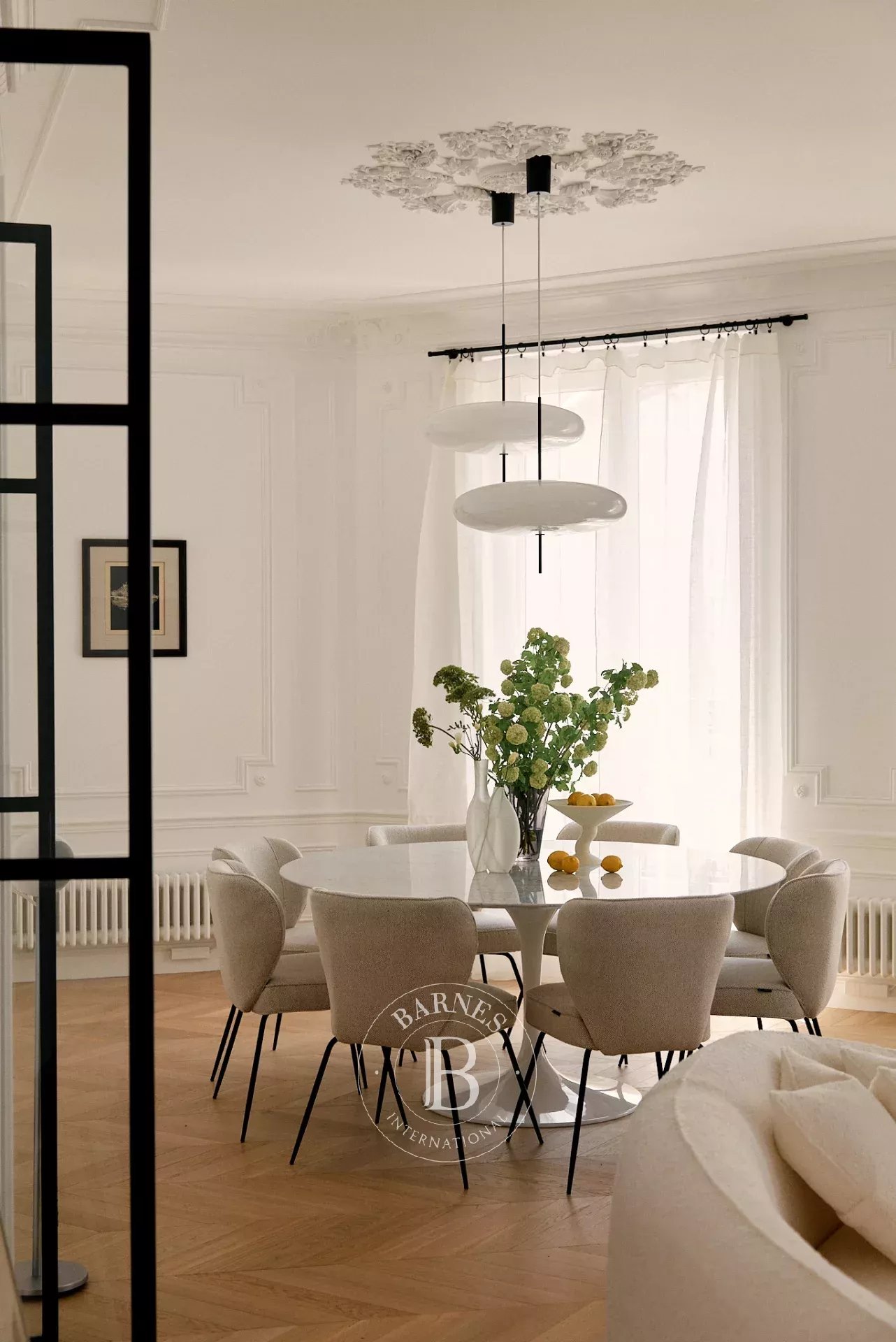 PARIS VI - APPARTEMENT - 2 CHAMBRES - 5 PERSONNES picture 4