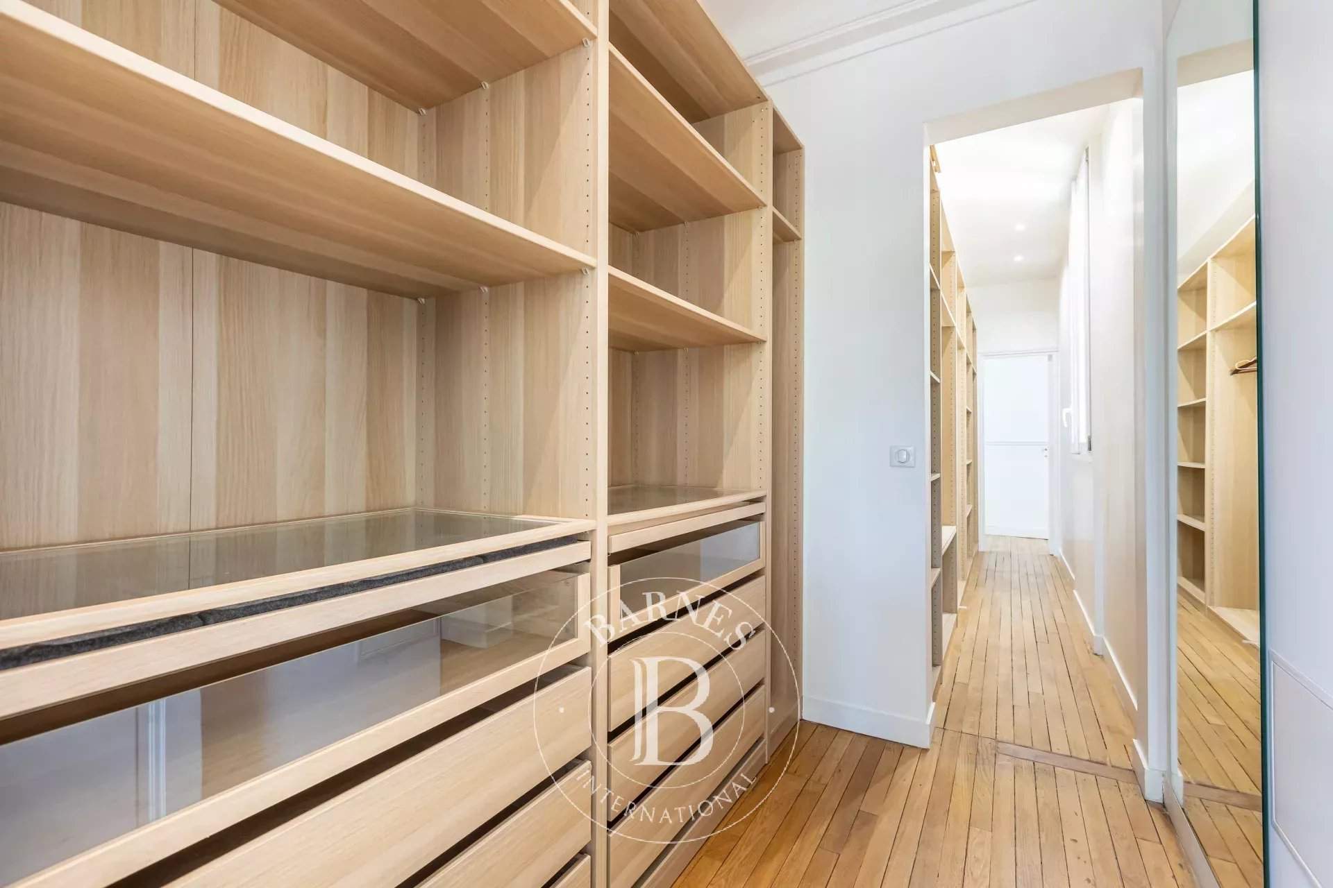 Paris  - Appartement  4 Chambres - picture 16