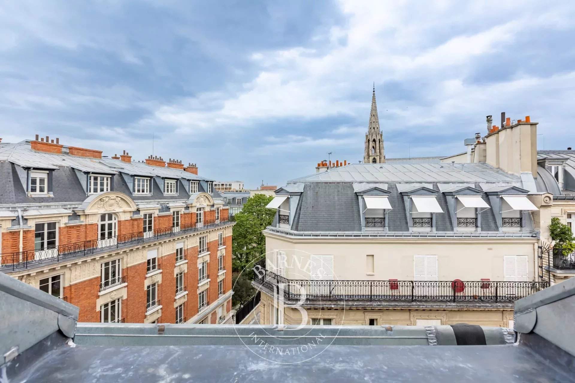 Paris  - Appartement  4 Chambres - picture 11