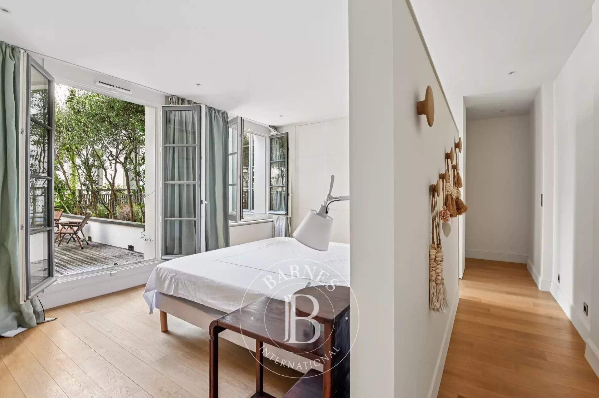 Paris  - Appartement 4 Pi&egrave;ces 2 Chambres - picture 11