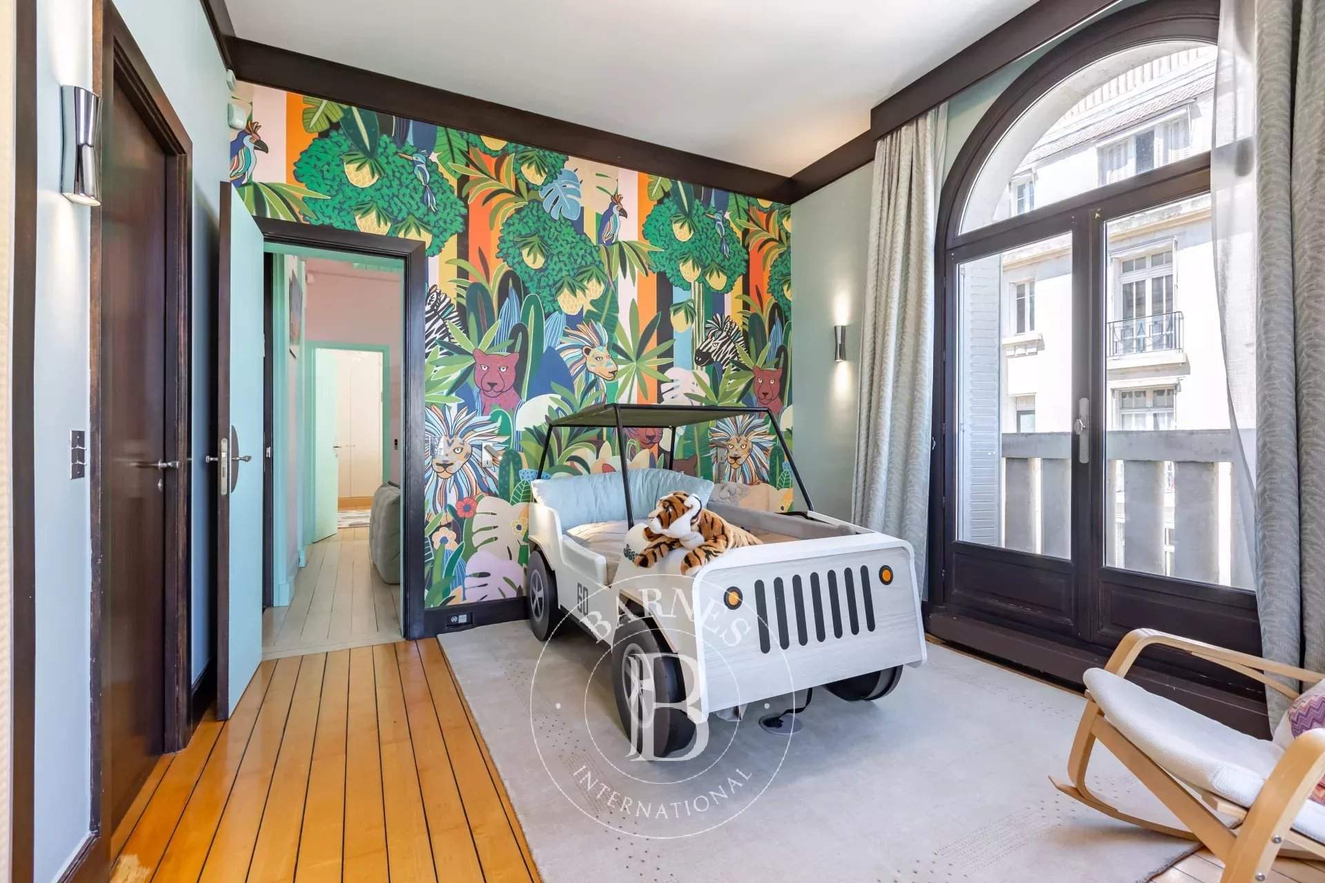 Neuilly-sur-Seine  - Apartment 4 Bedrooms - picture 12