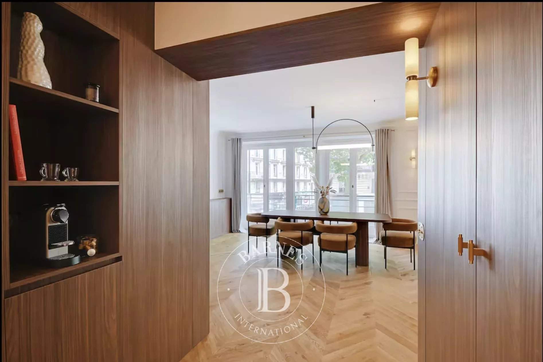 PARIS VI - APARTMENT - 3 BEDROOMS - 6 ADULTS picture 8