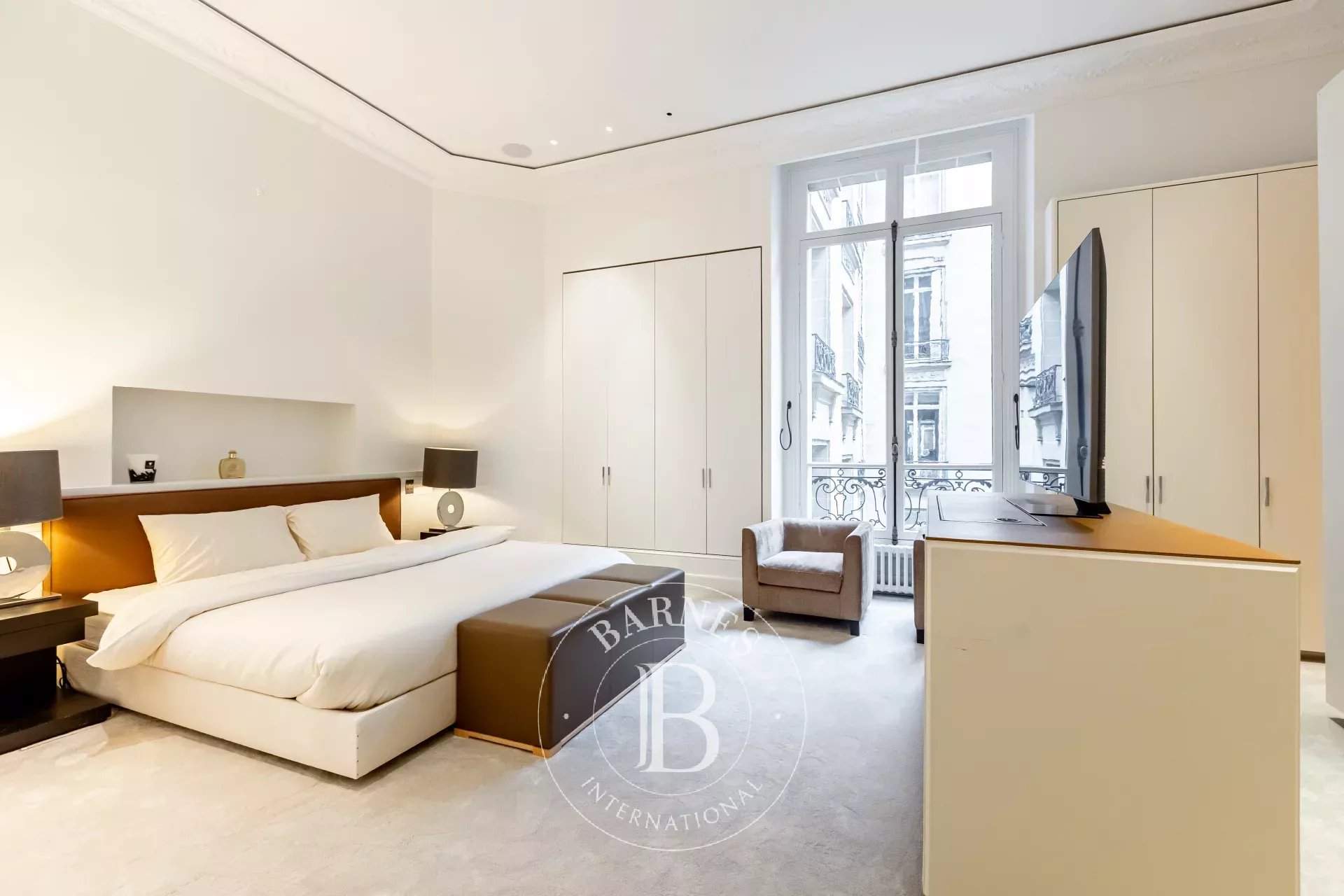 PARIS 16 - APARTMENT - 4/5 BEDROOMS picture 19