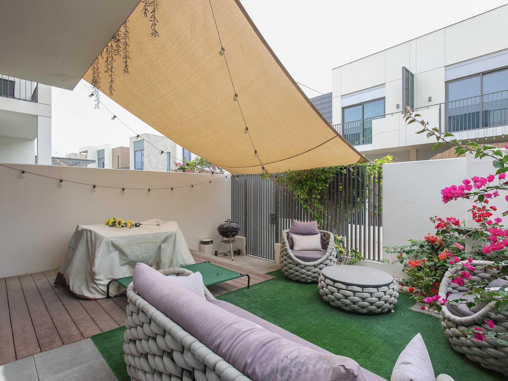 Maison Arabian Ranches 3  -  ref AE-APG-13790 (picture 1)