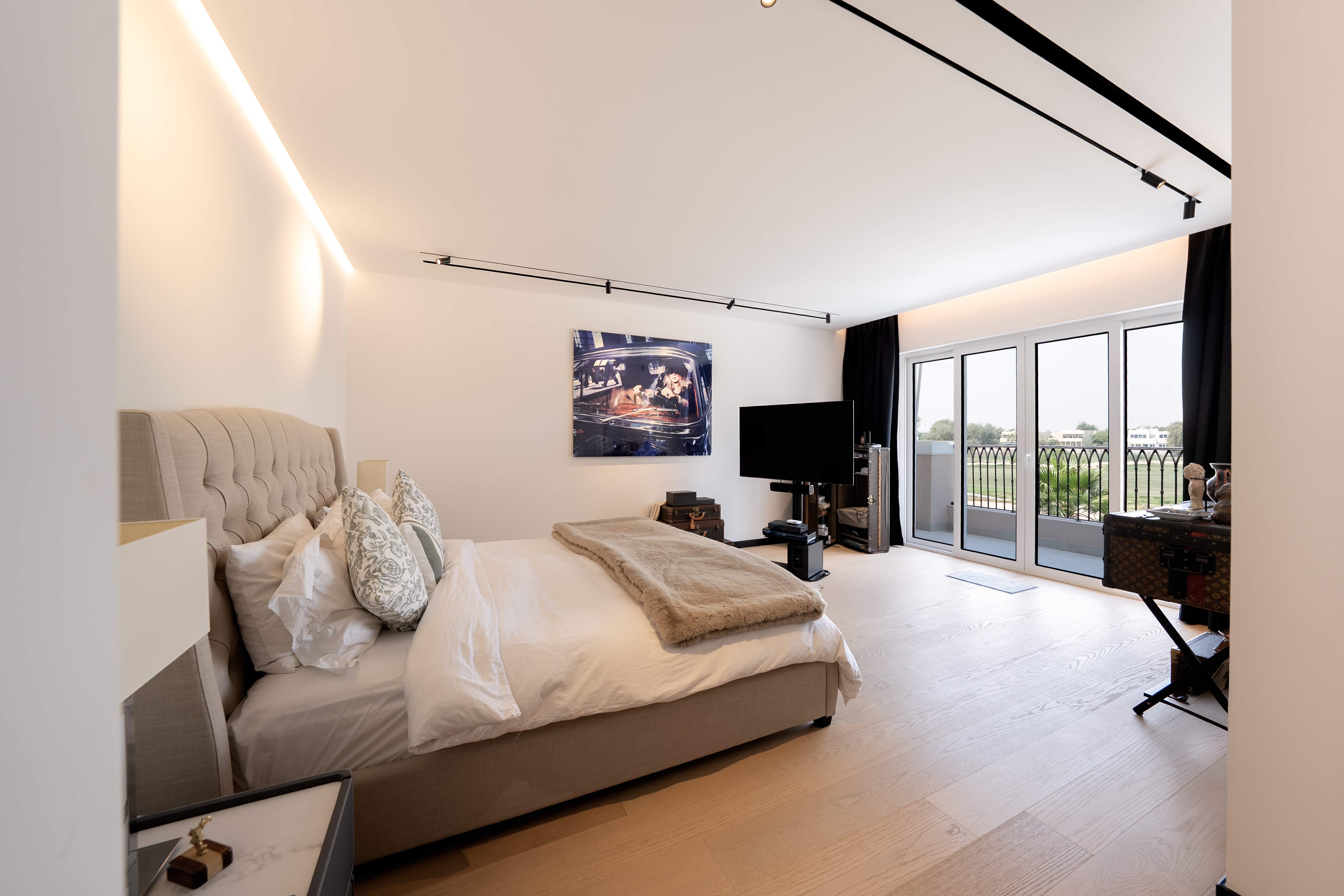 Arabian Ranches  - Villa 5 Bedrooms - picture 8