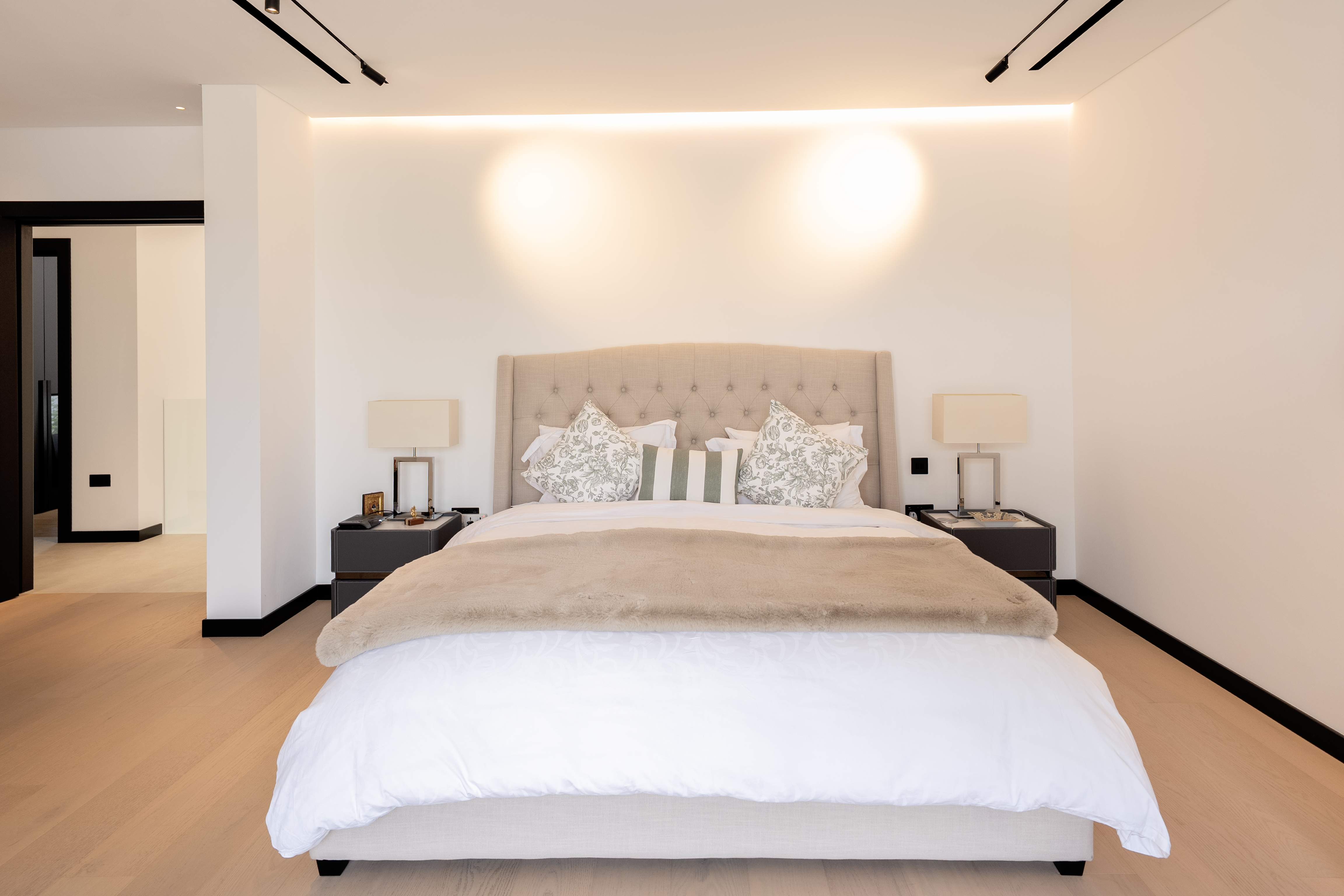 Arabian Ranches  - Villa 5 Bedrooms - picture 7