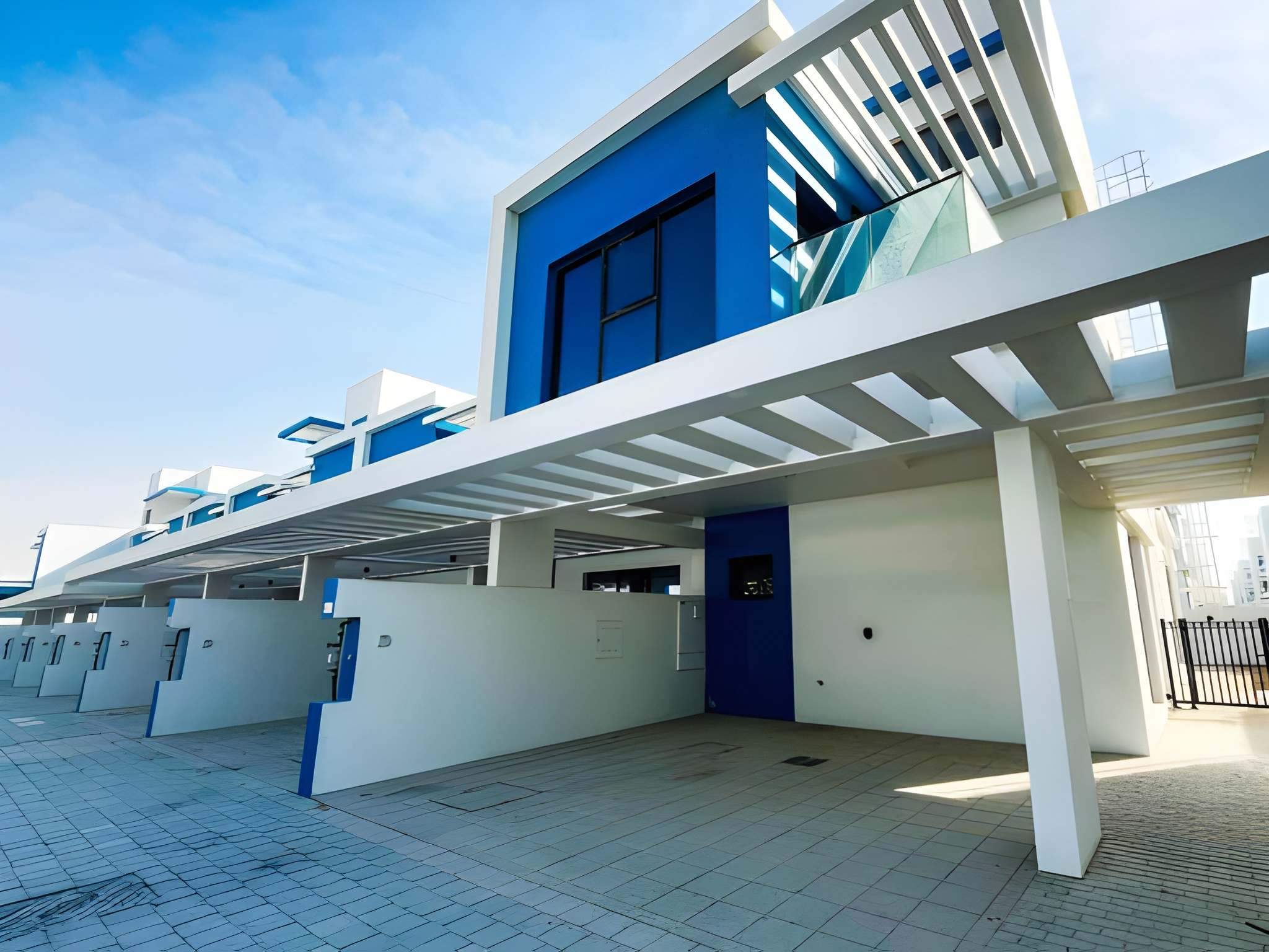 Damac Lagoons  - Villa  - picture 1