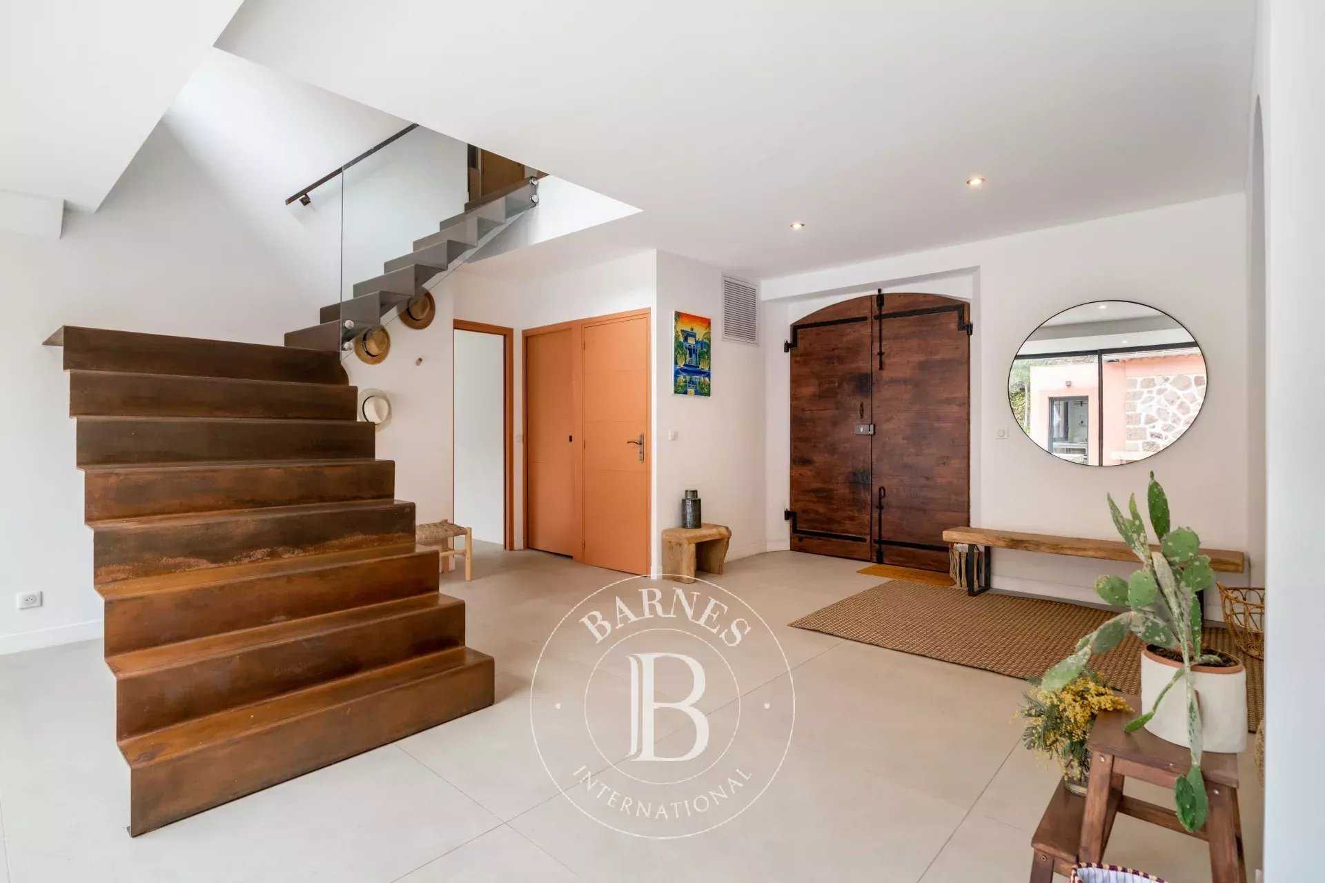 Saint-Raphaël  - Villa 6 Bedrooms