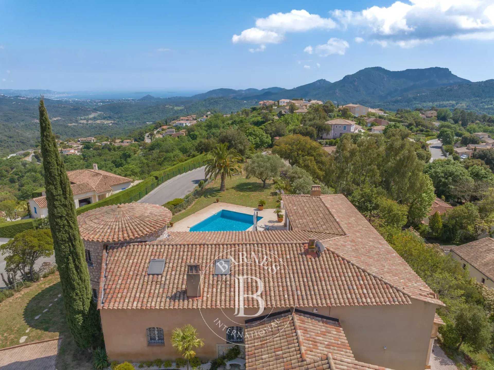 Mandelieu-la-Napoule  - Villa 5 Bedrooms