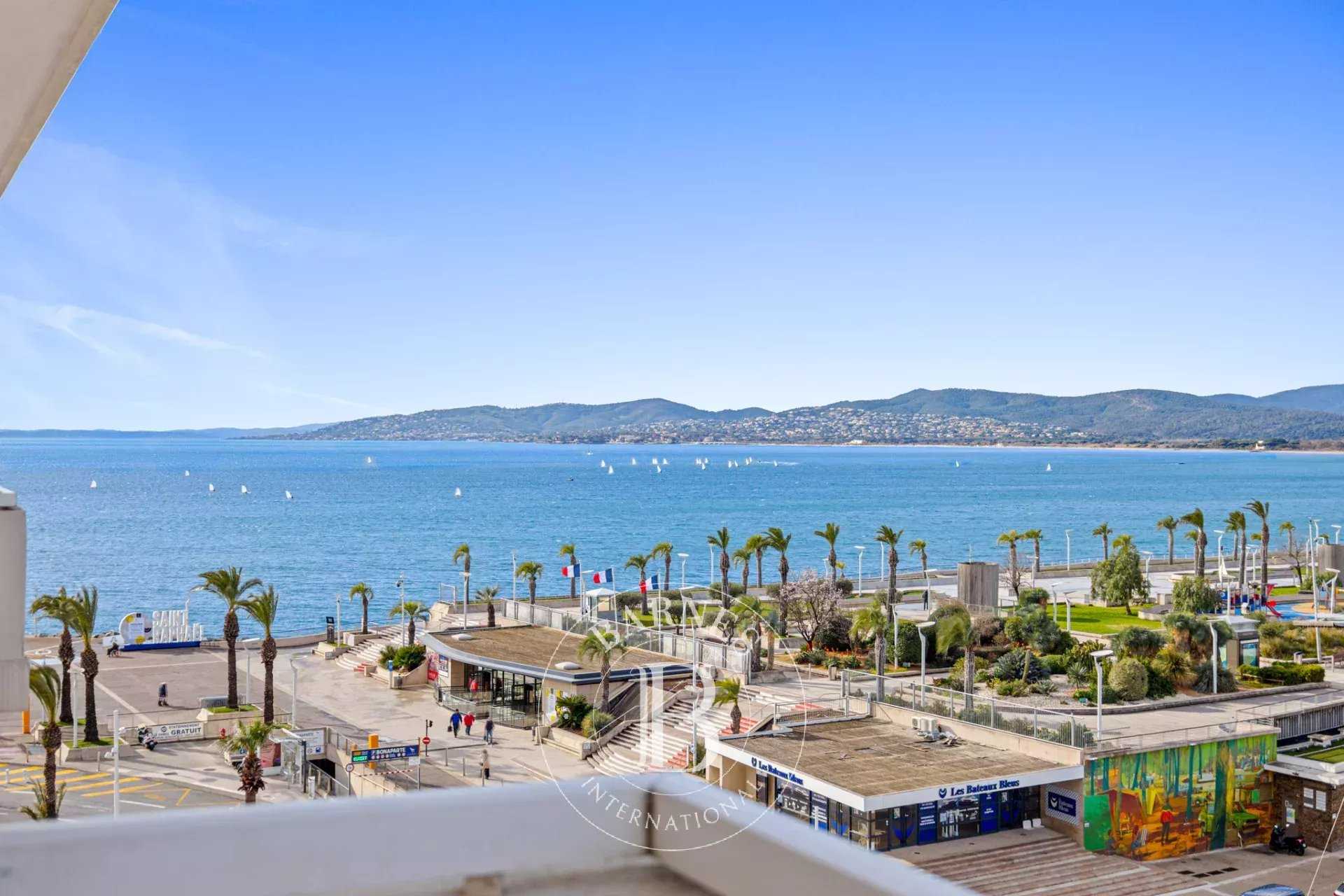 Saint-Raphaël  - Piso 4 Cuartos 3 Habitaciones