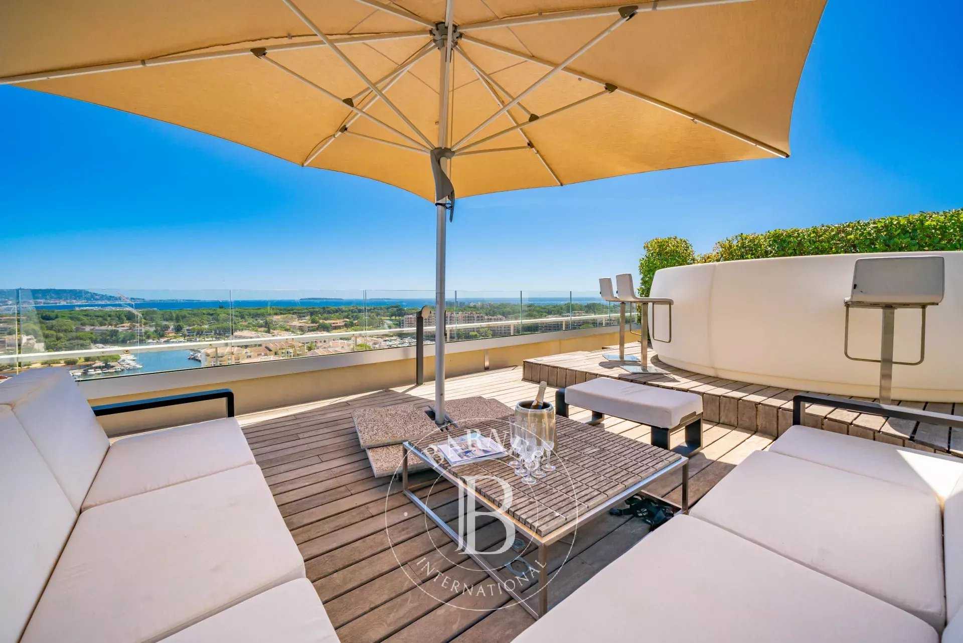 Mandelieu-la-Napoule  - Piso 5 Cuartos 3 Habitaciones