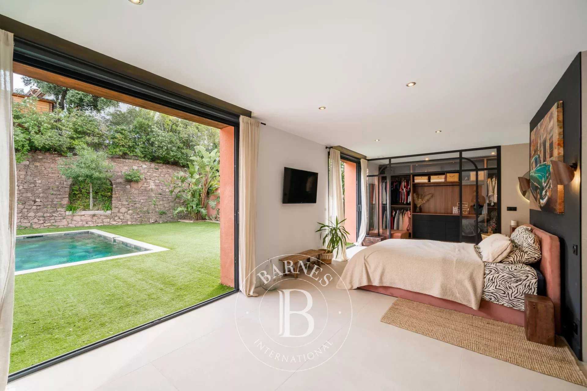 Saint-Raphaël  - Villa 6 Bedrooms