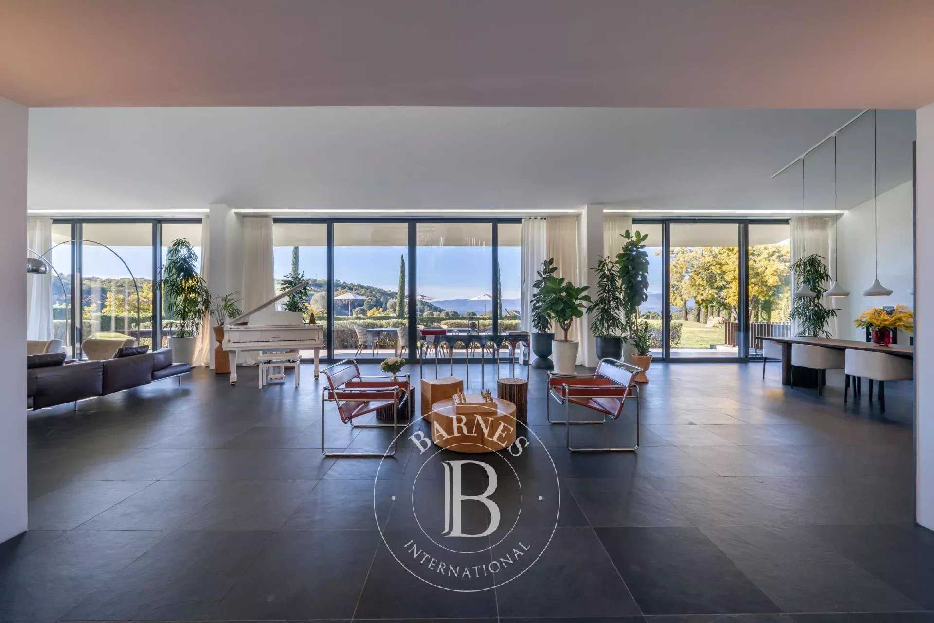 Mandelieu-la-Napoule  - Villa 8 Pi&egrave;ces 6 Chambres