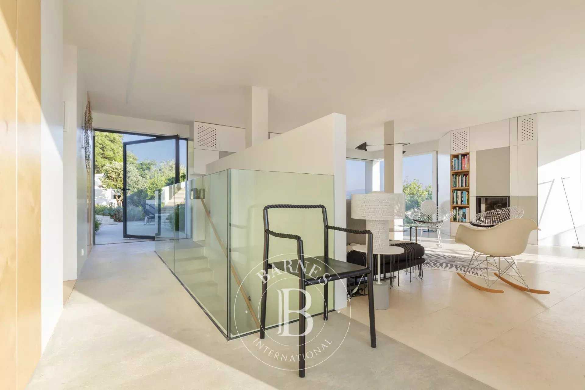 Mandelieu-la-Napoule  - Villa 5 Pi&egrave;ces 4 Chambres