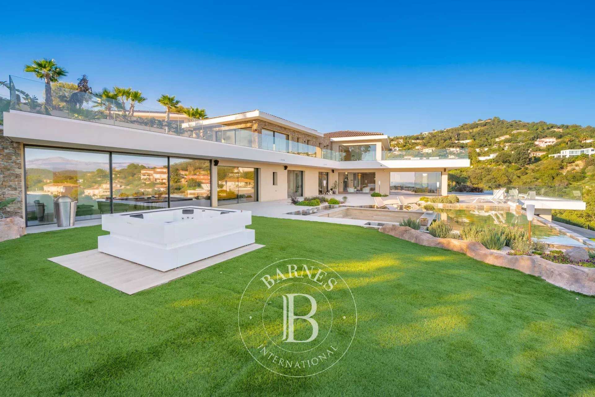 Mandelieu-la-Napoule  - Villa 4 Bedrooms