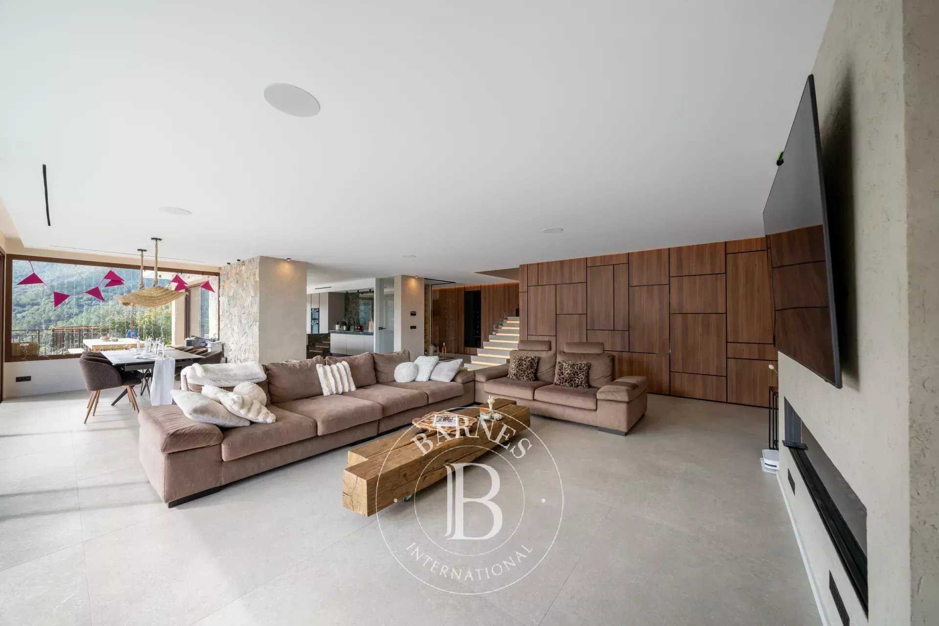 Mandelieu-la-Napoule  - Villa 5 Bedrooms