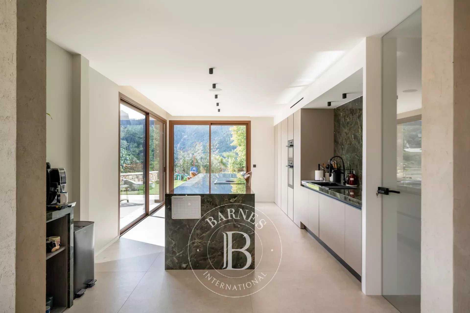 Mandelieu-la-Napoule  - Villa 5 Bedrooms